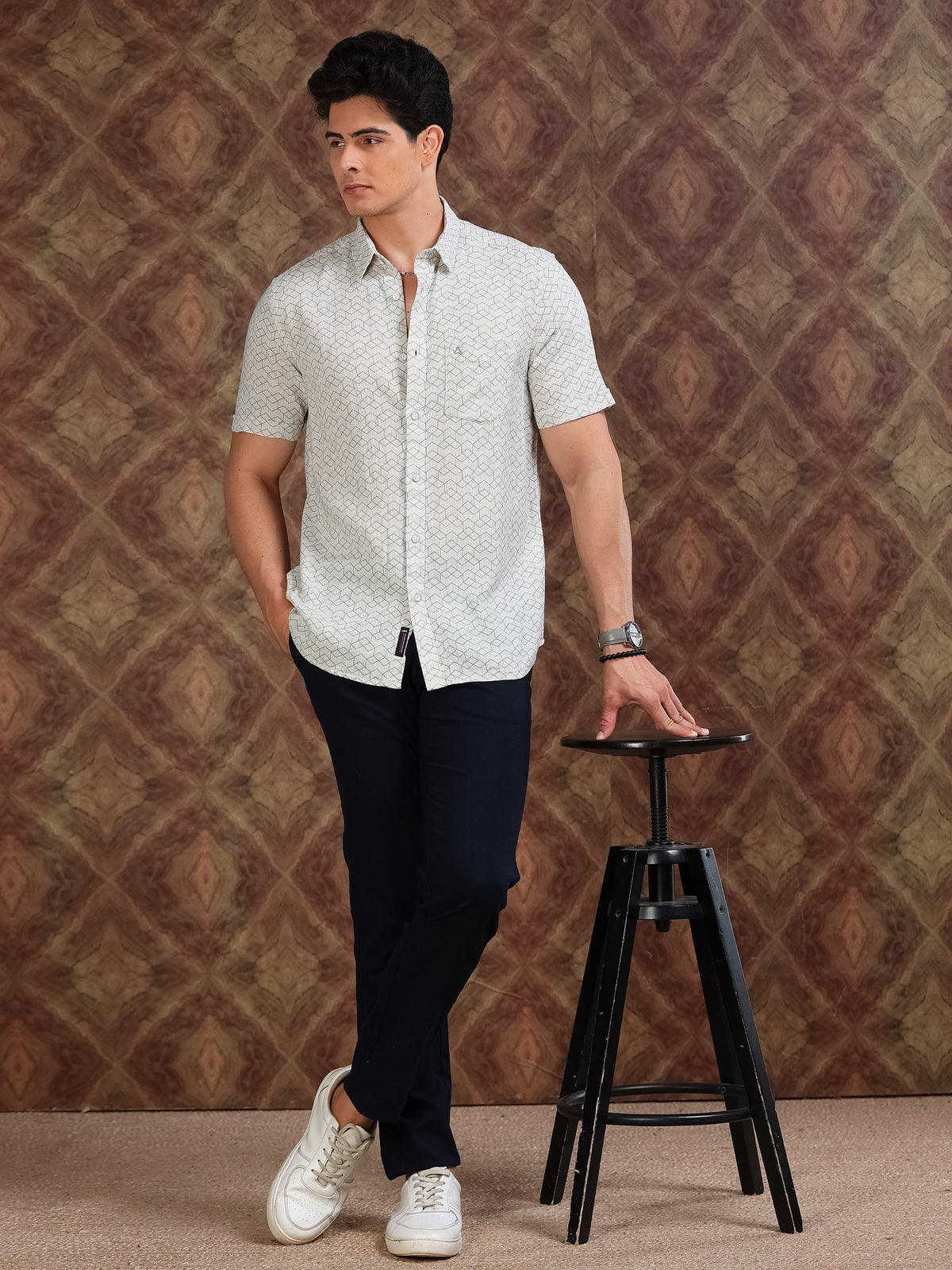 MEN'S CREAM PRINT SLIM FIT SHIRT