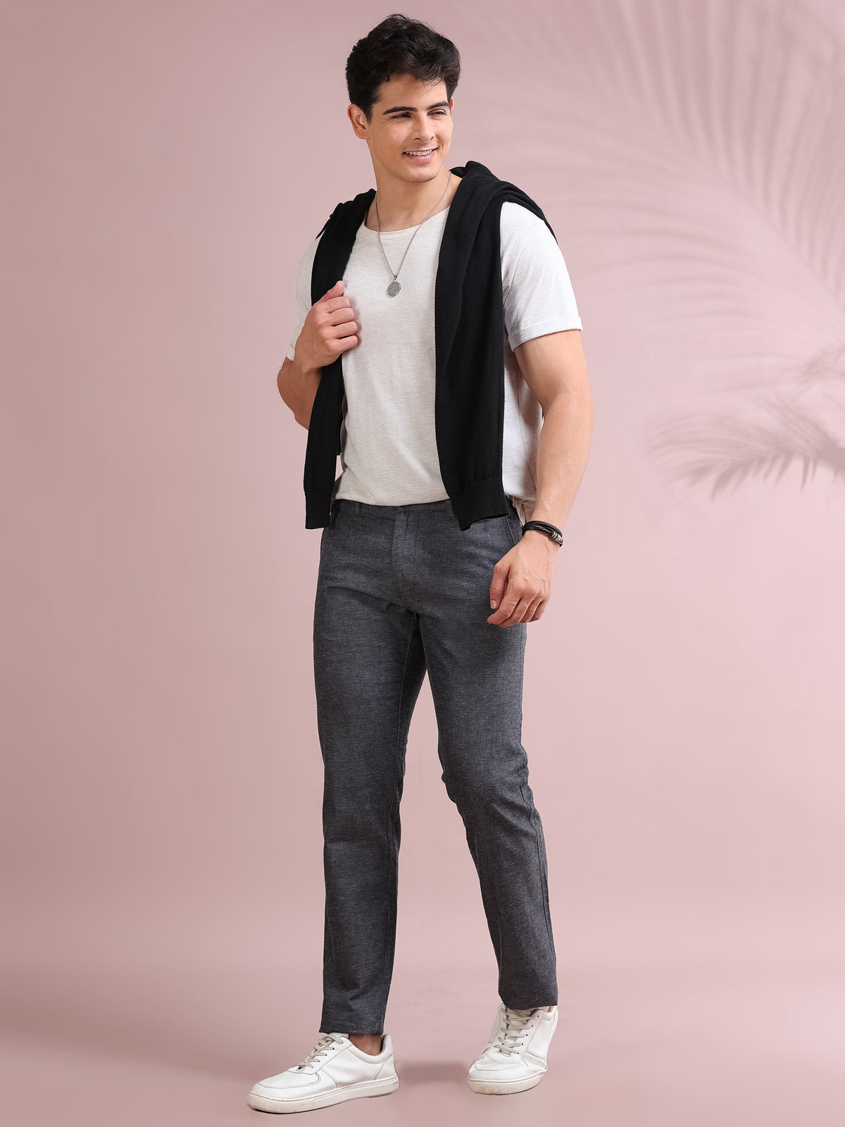 MEN'S JET BLACK  SOLID SLIM FIT TROUSER