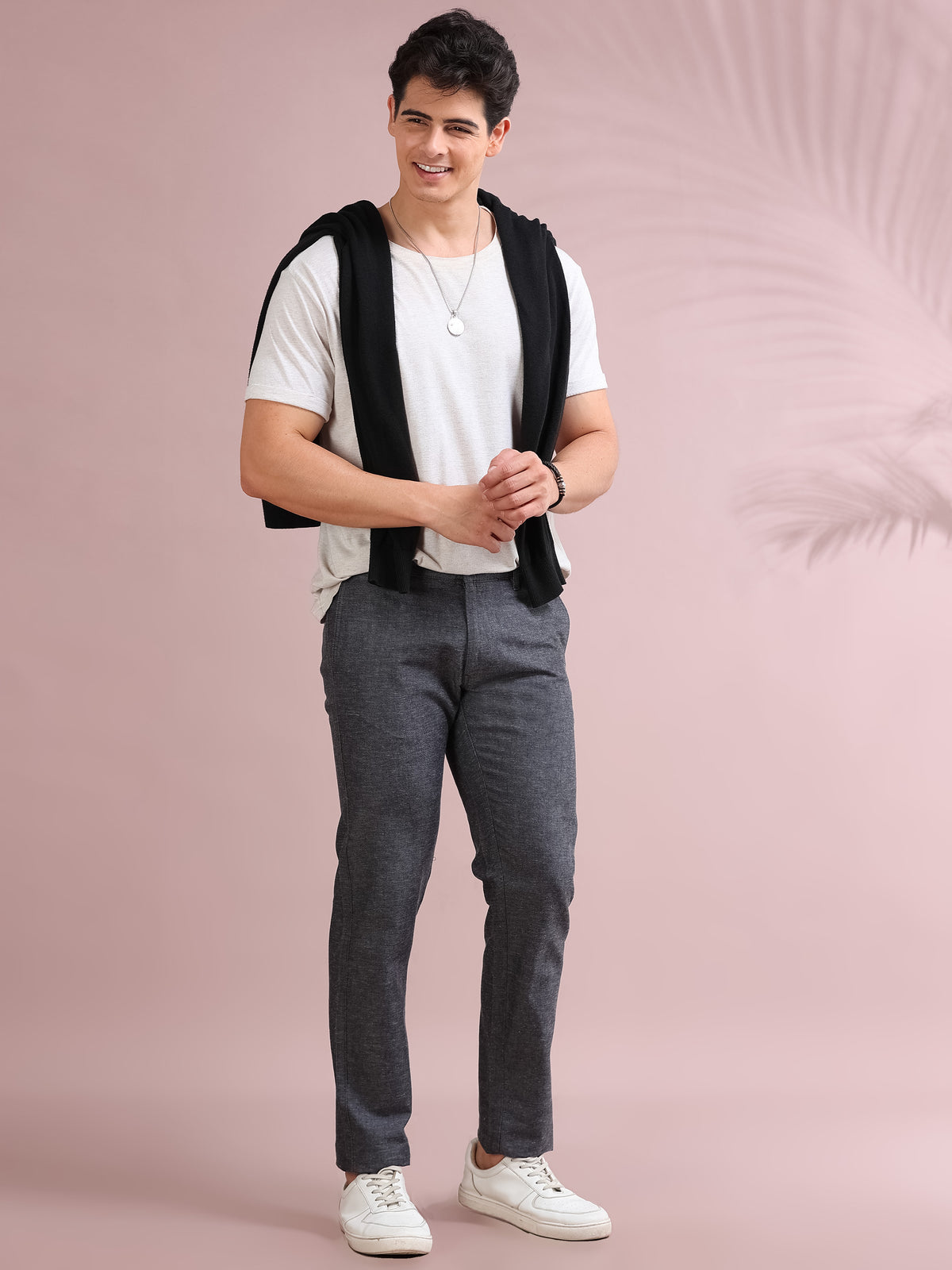 MEN'S JET BLACK  SOLID SLIM FIT TROUSER