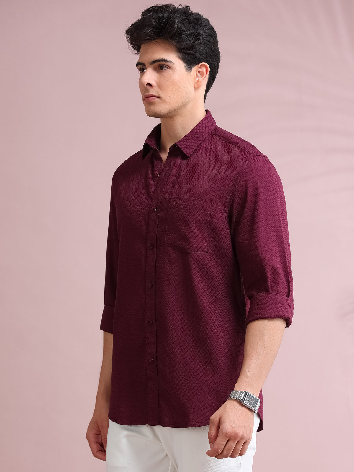 MEN'S FINE WINE SELF DESIGN SLIM FIT SHIRT