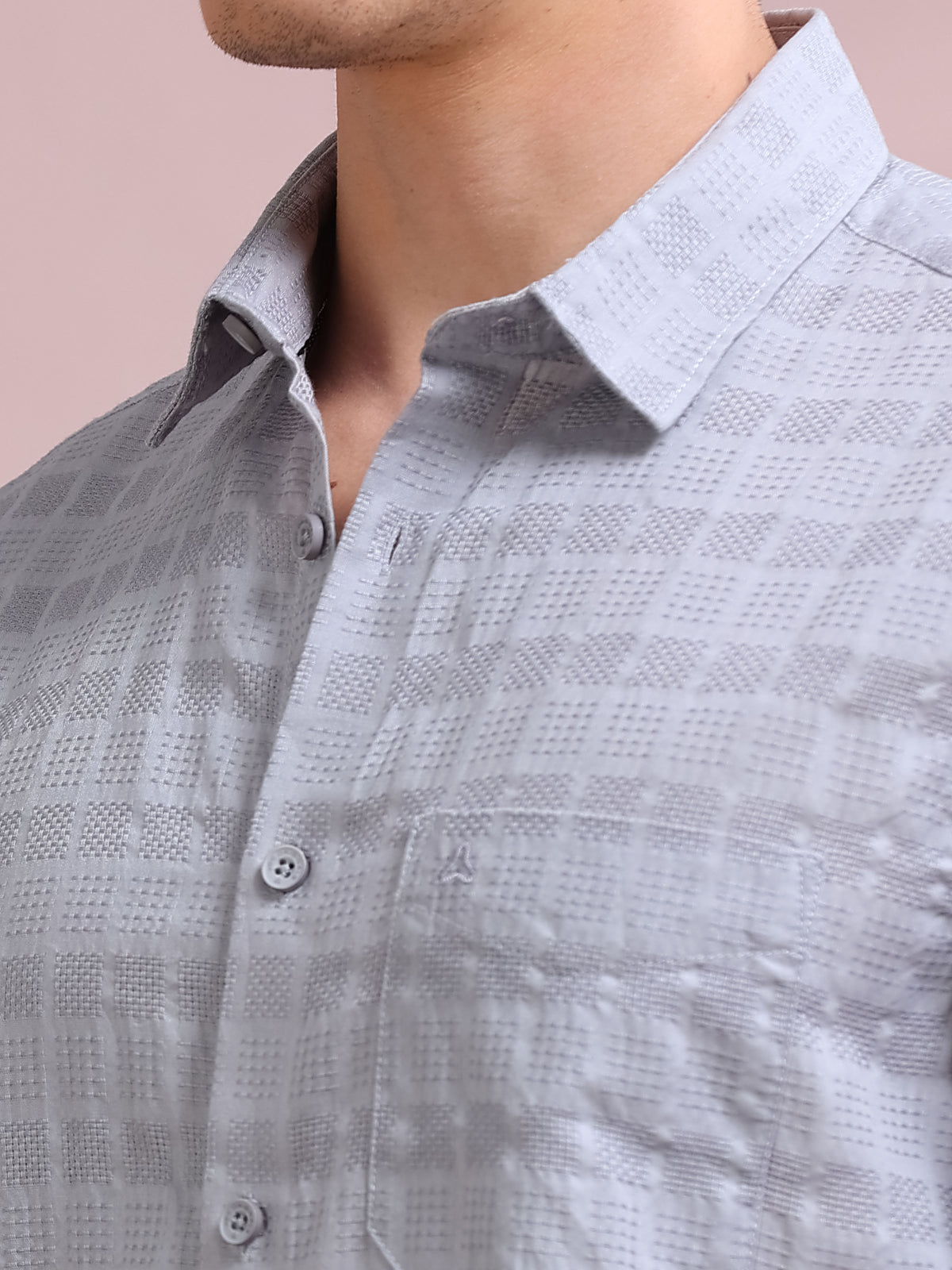 MEN'S SILVER SELF DESIGN SLIM FIT SHIRT