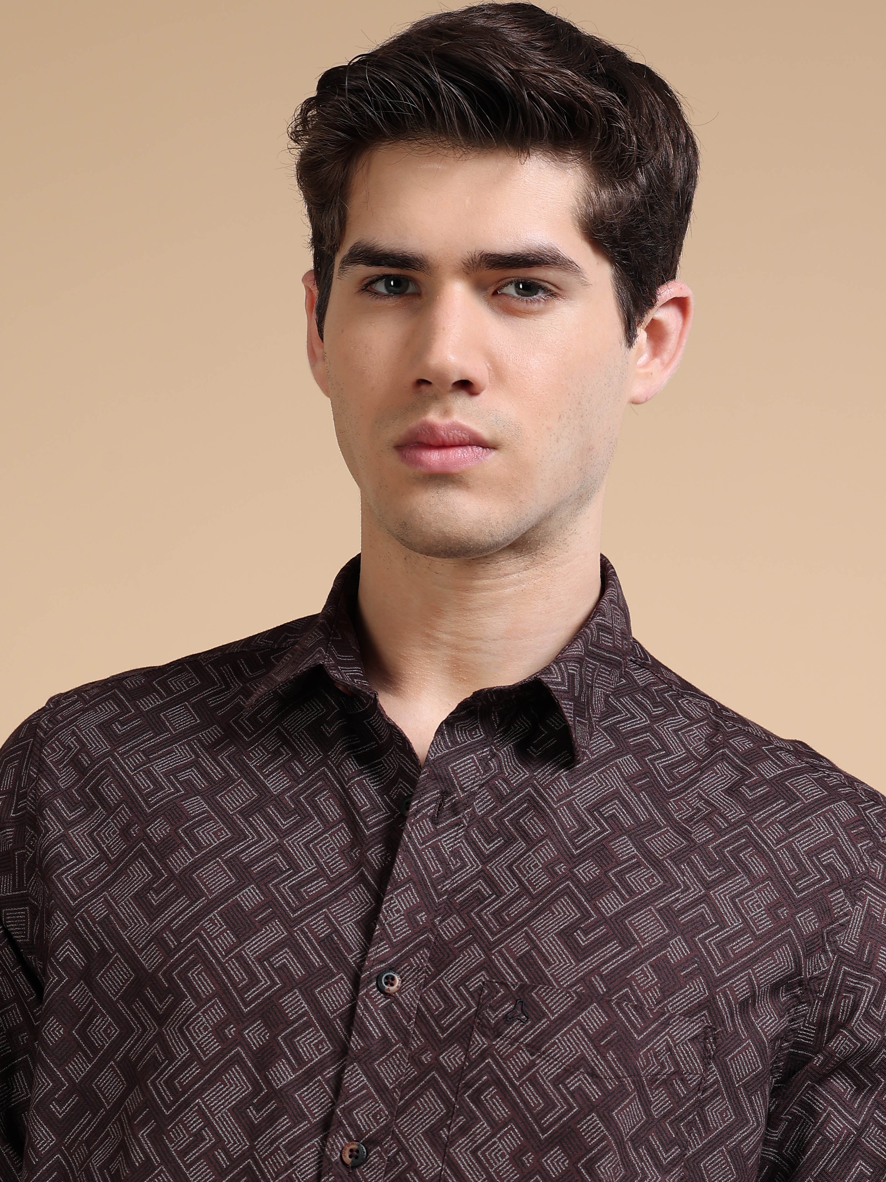 MEN'S BROWN PRINT SLIM FIT SHIRT