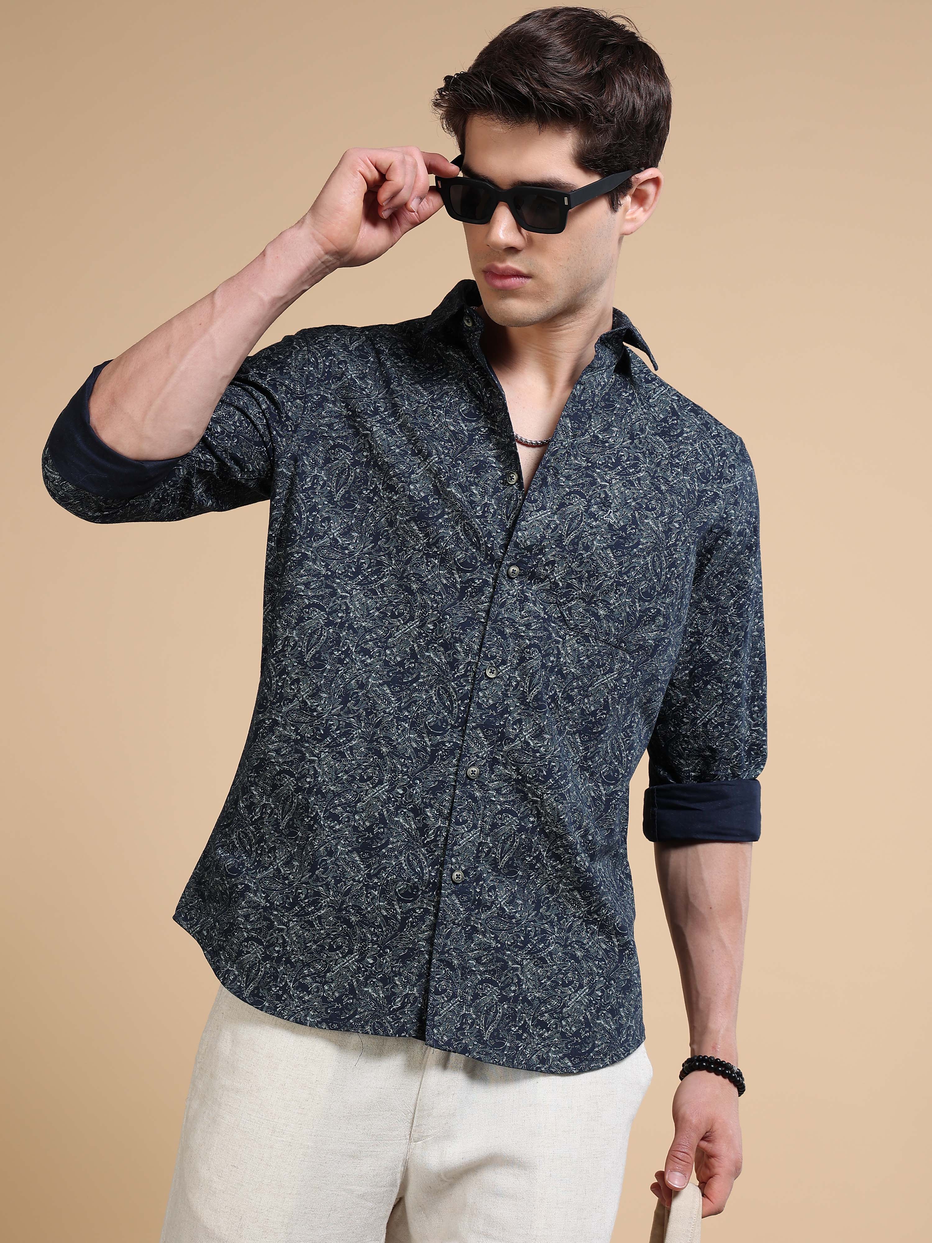 MEN'S NAVY PRINT SLIM FIT SHIRT