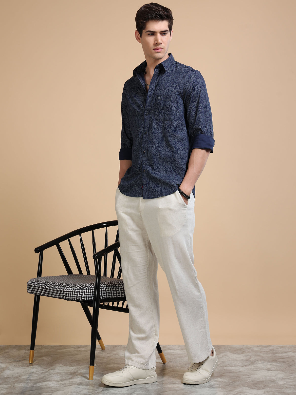 MEN'S NAVY PRINT SLIM FIT SHIRT