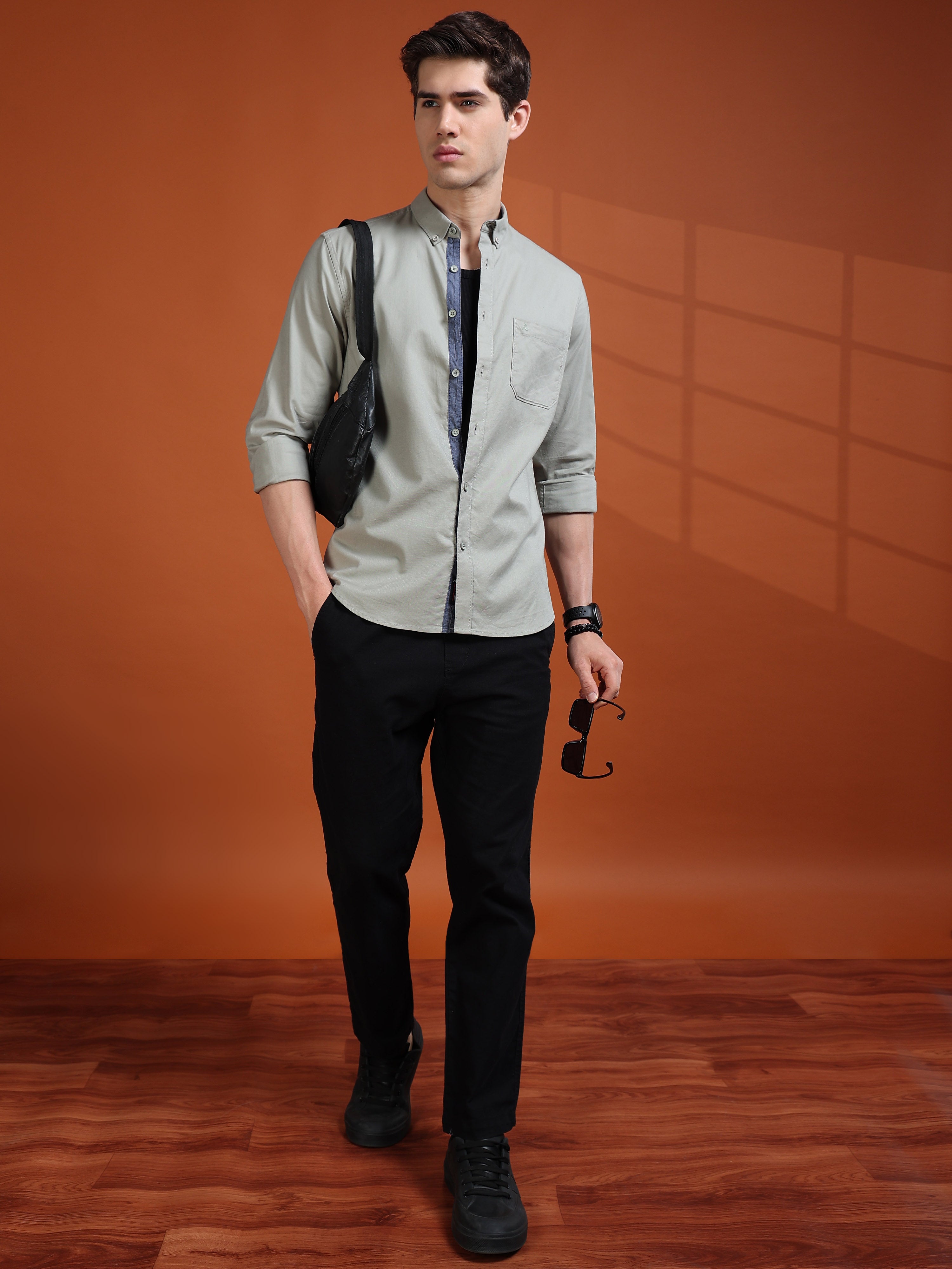 MEN'S PISTA GREEN SOLID SLIM FIT SHIRT