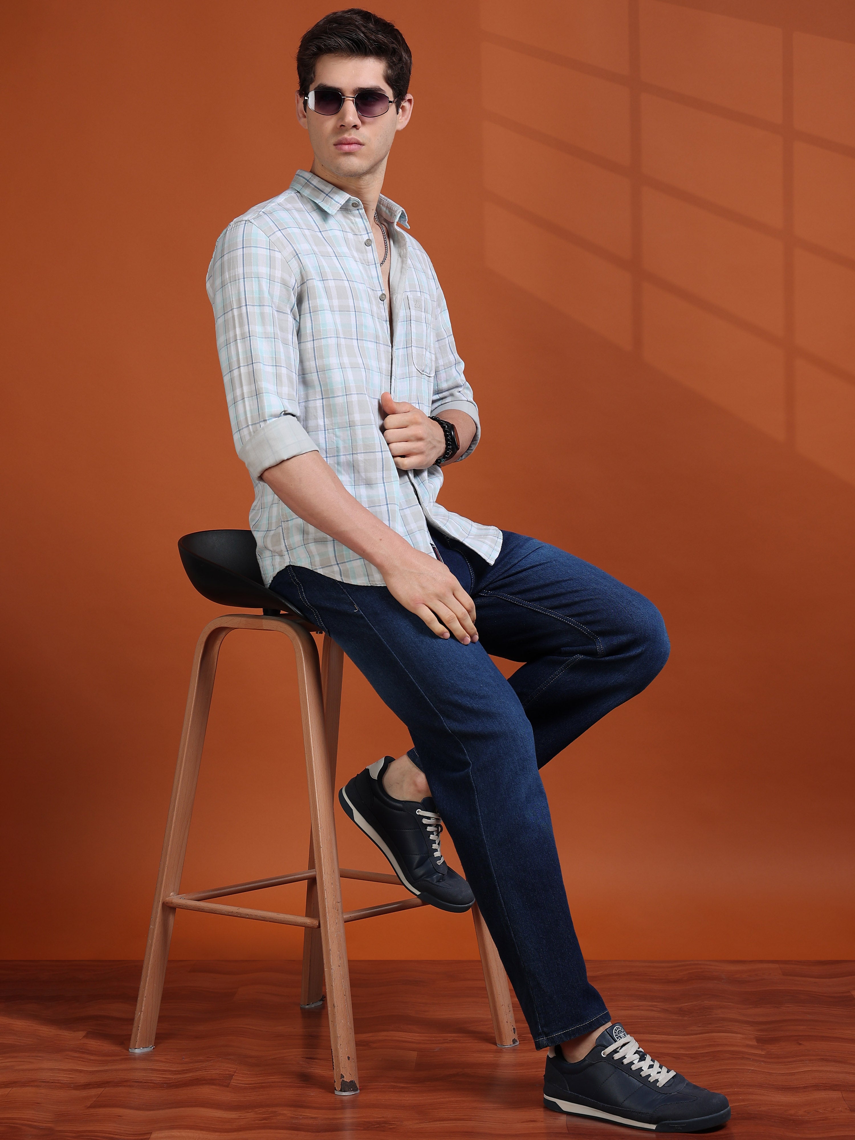 MEN'S LT.GREY CHECKS SLIM FIT SHIRT