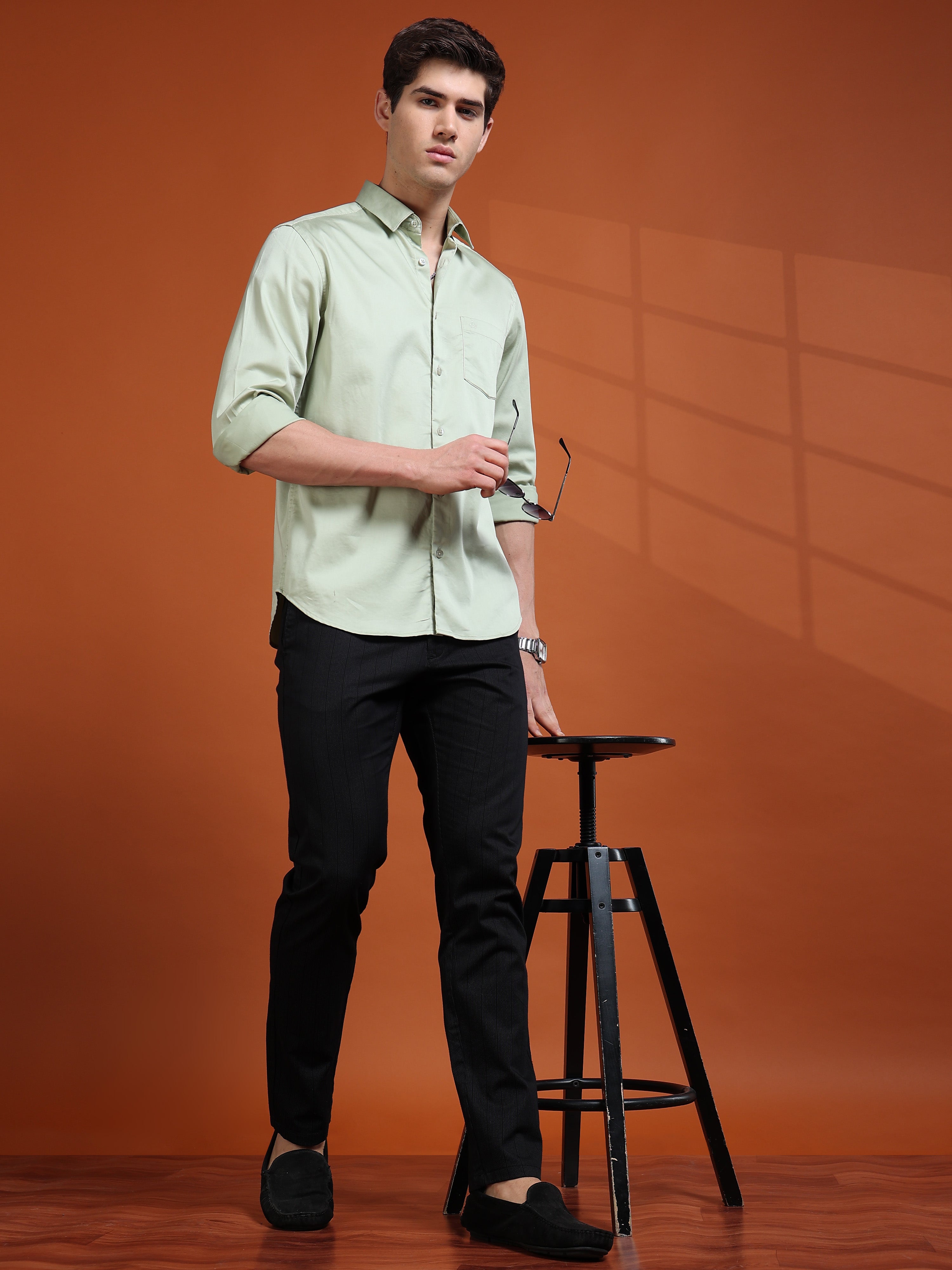 MEN'S PISTA GREEN SOLID SLIM FIT SHIRT