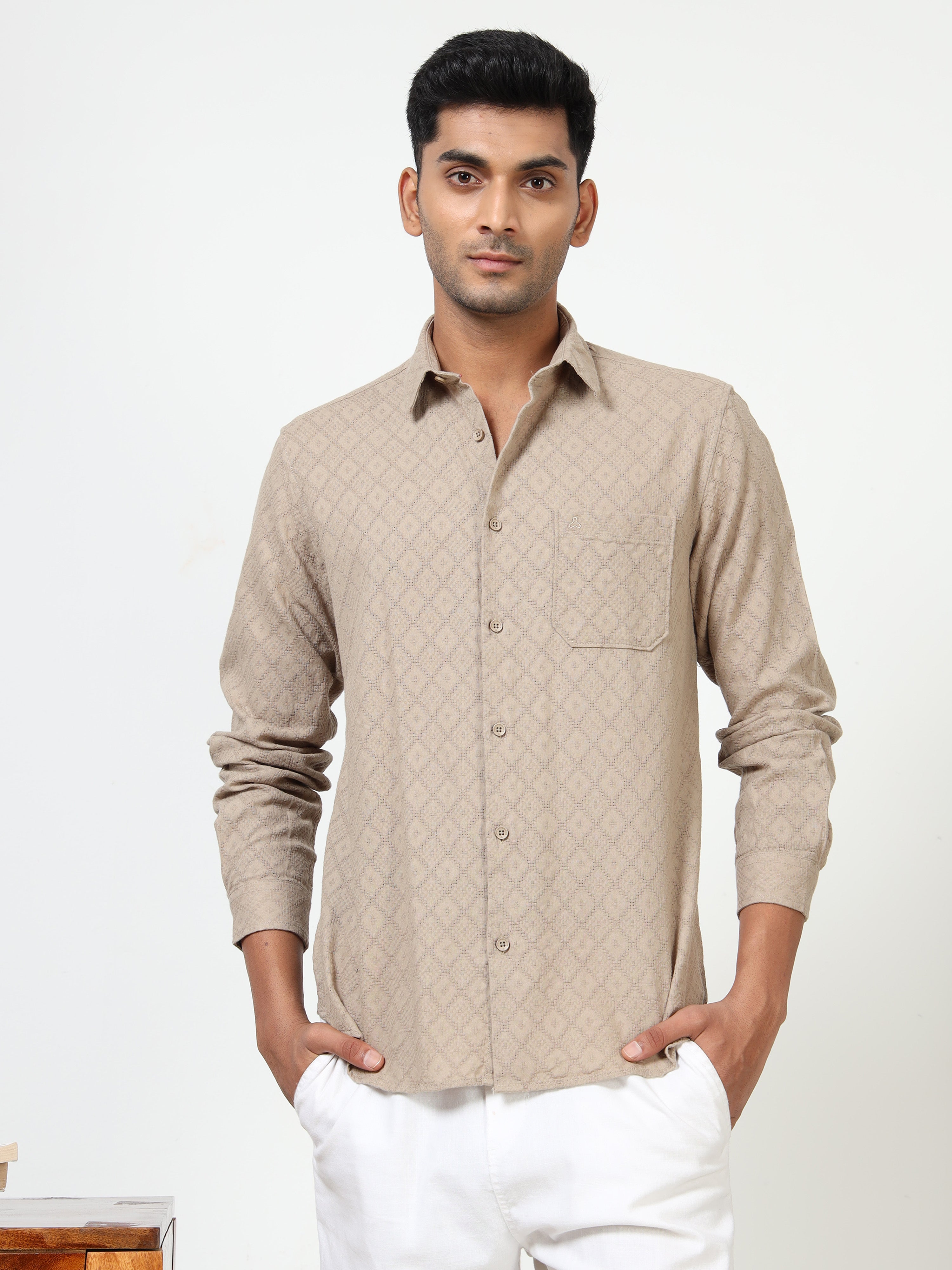 MEN'S BEIGE SOLID SLIM FIT SHIRT