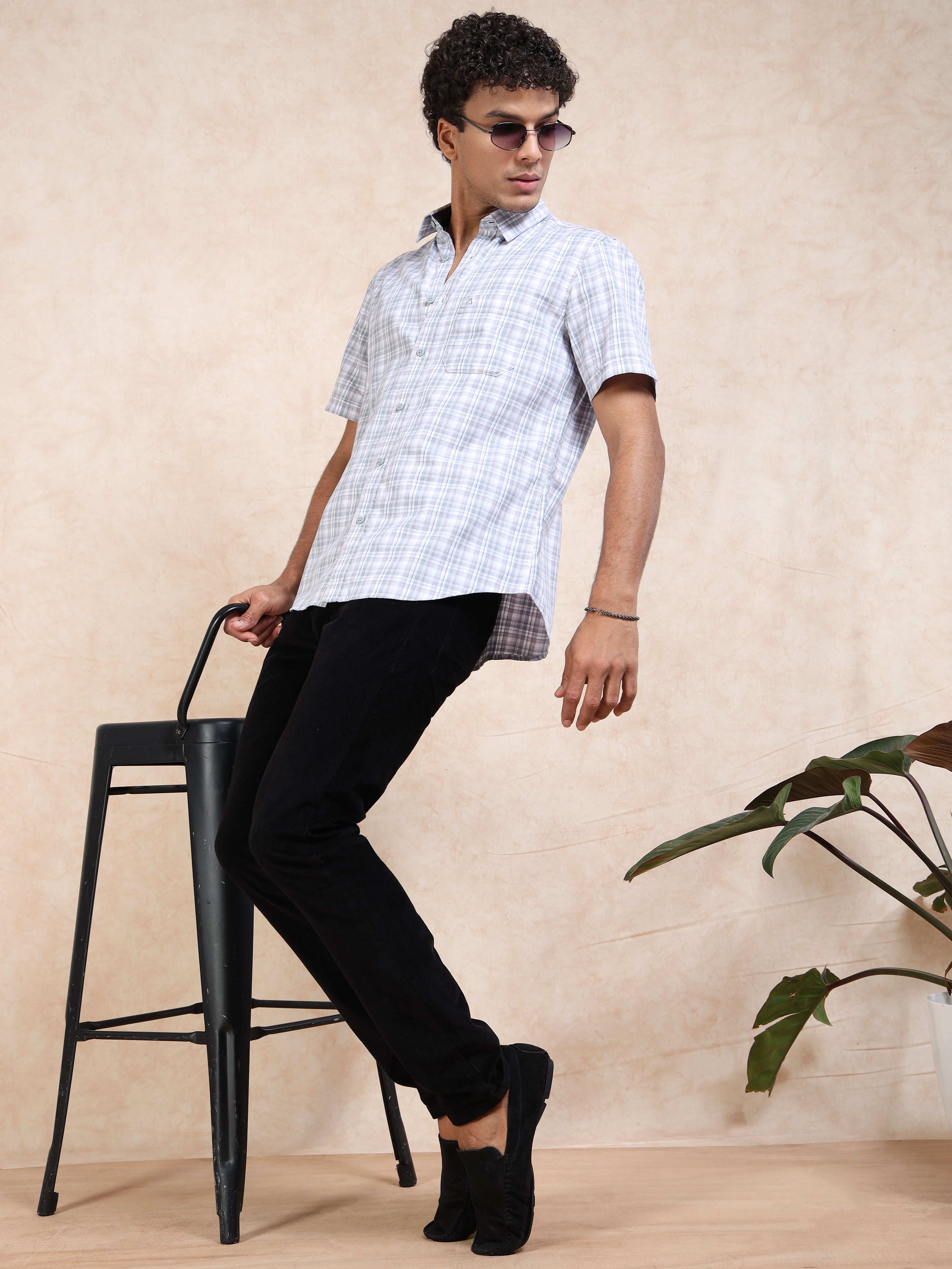 MEN'S LT.PURPLE CHECKS SLIM FIT SHIRT