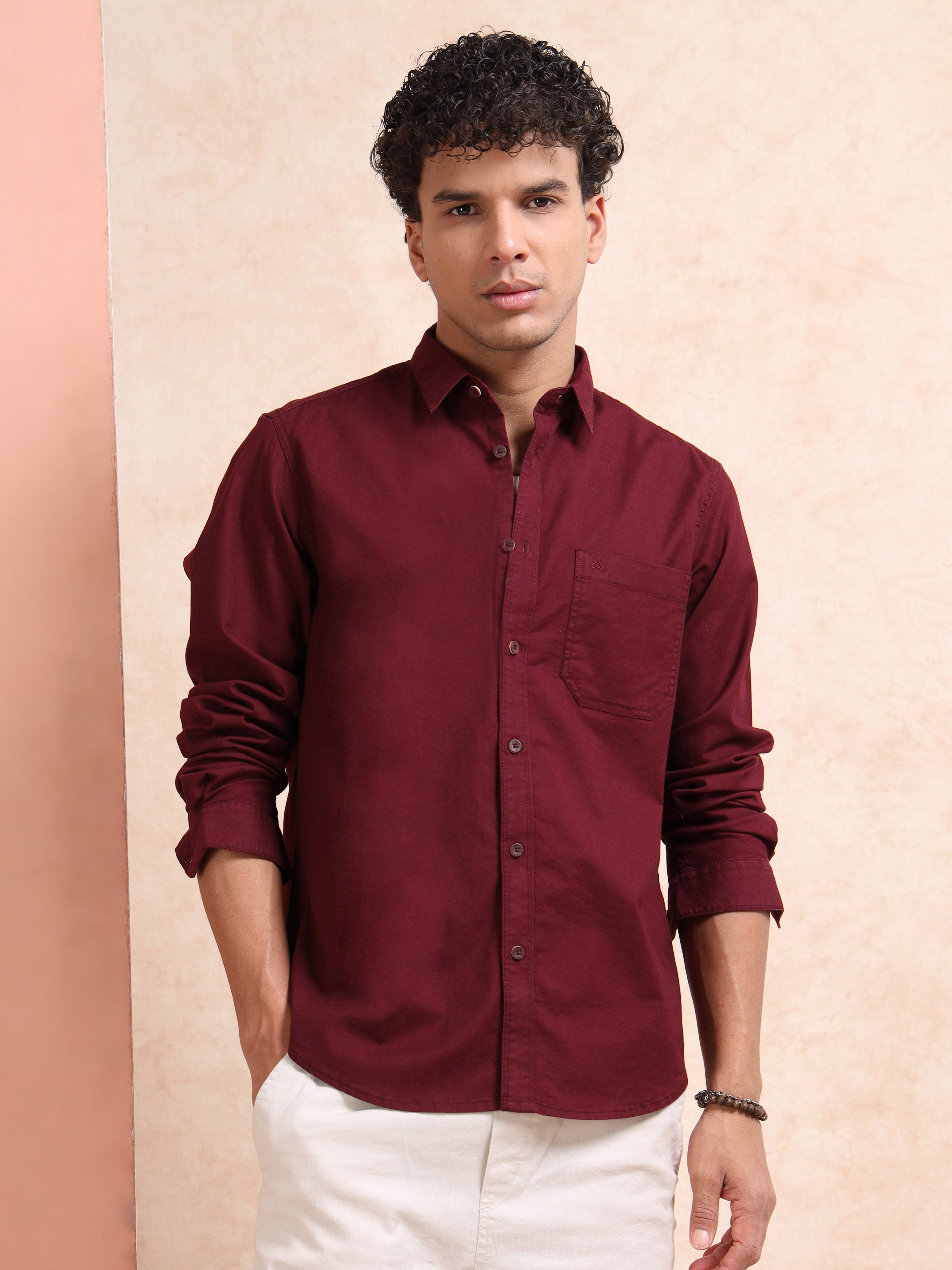 MEN'S MAROON SOLID SLIM FIT SHIRT