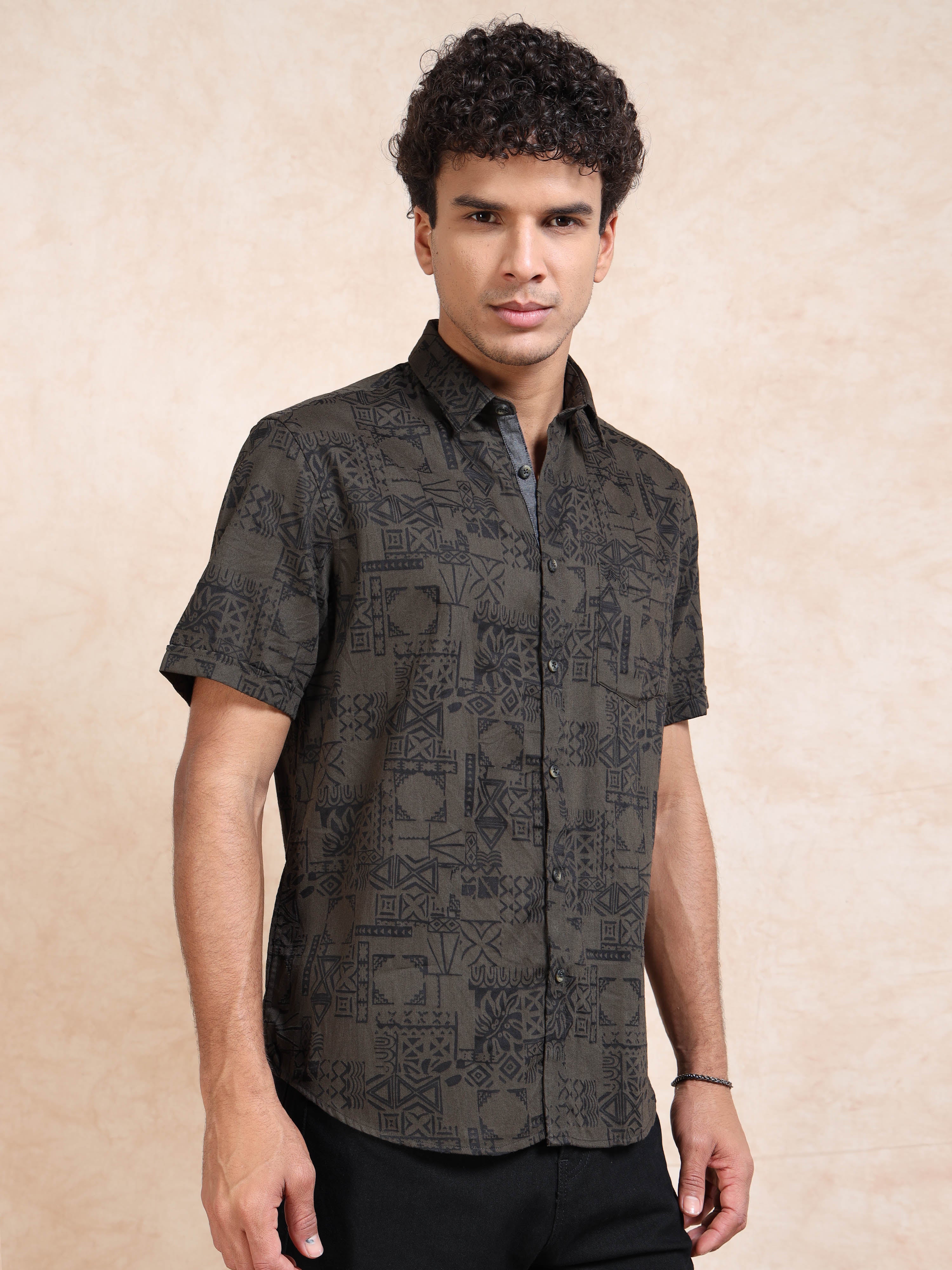 MEN'S GREEN SELF DESIGN SLIM FIT SHIRT