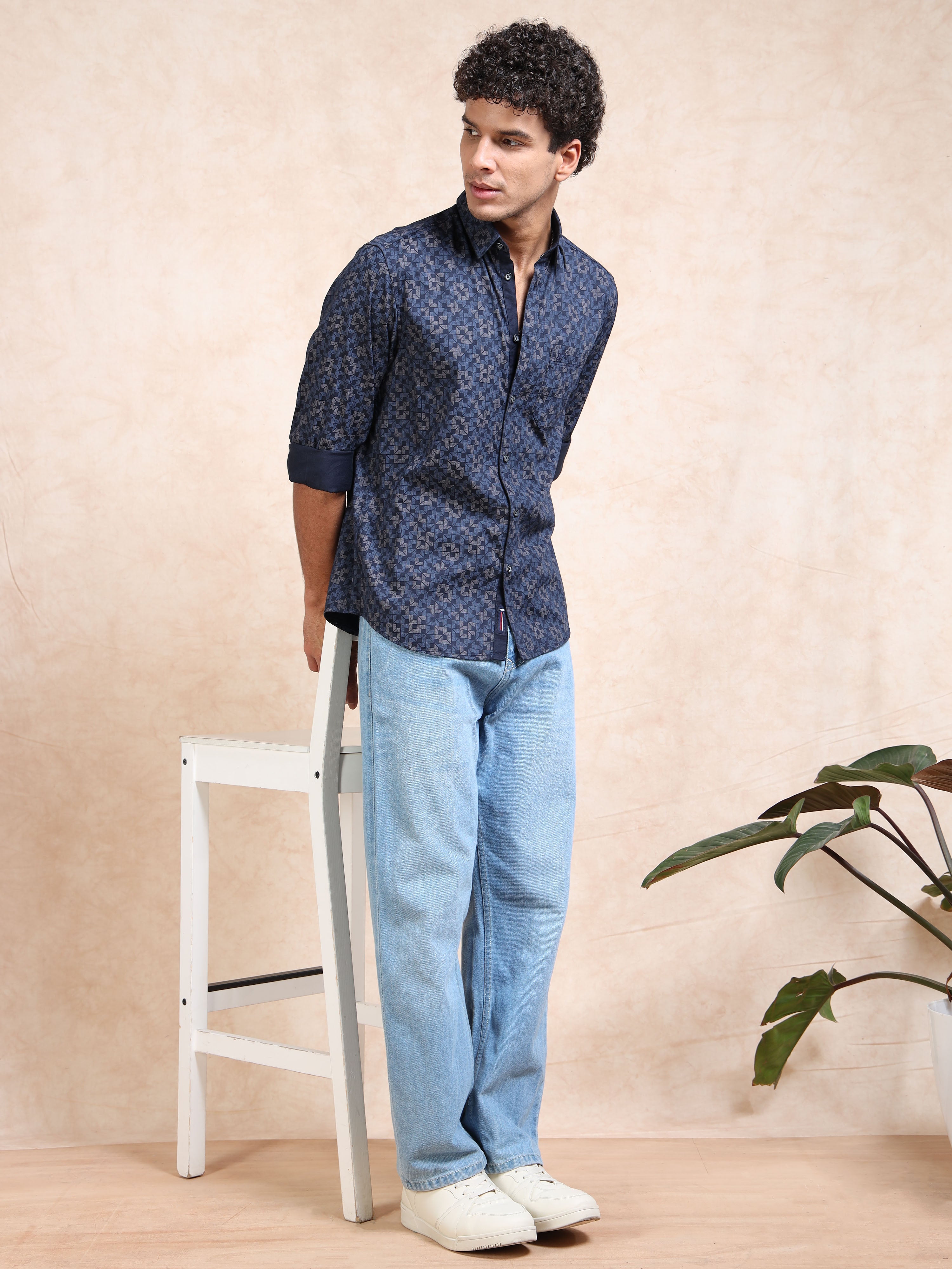 MEN'S BLUE PRINT SLIM FIT SHIRT