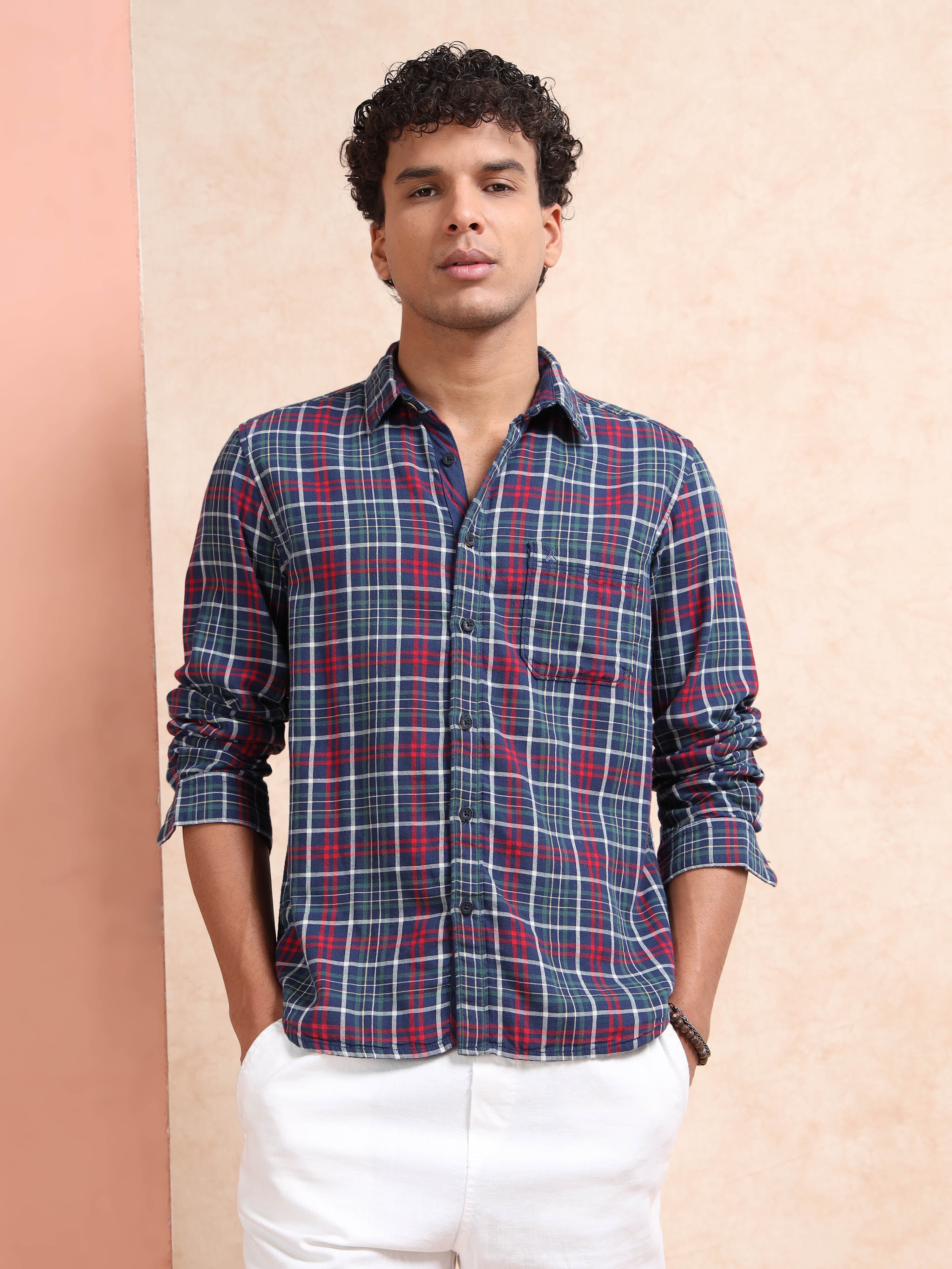 MEN'S NAVY CHECKS SLIM FIT SHIRT