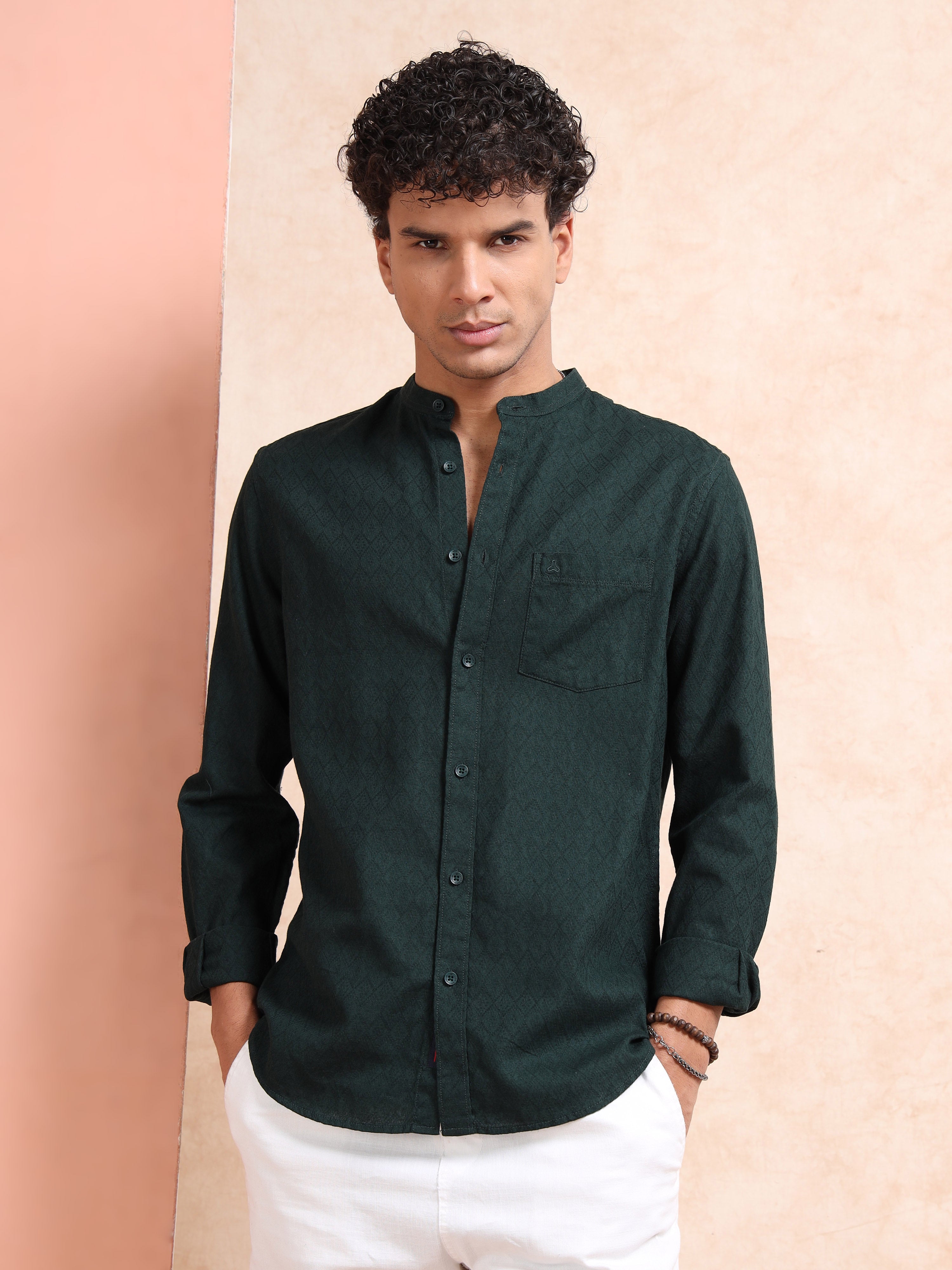MEN'S FOREST GREEN SOLID SLIM FIT SHIRT