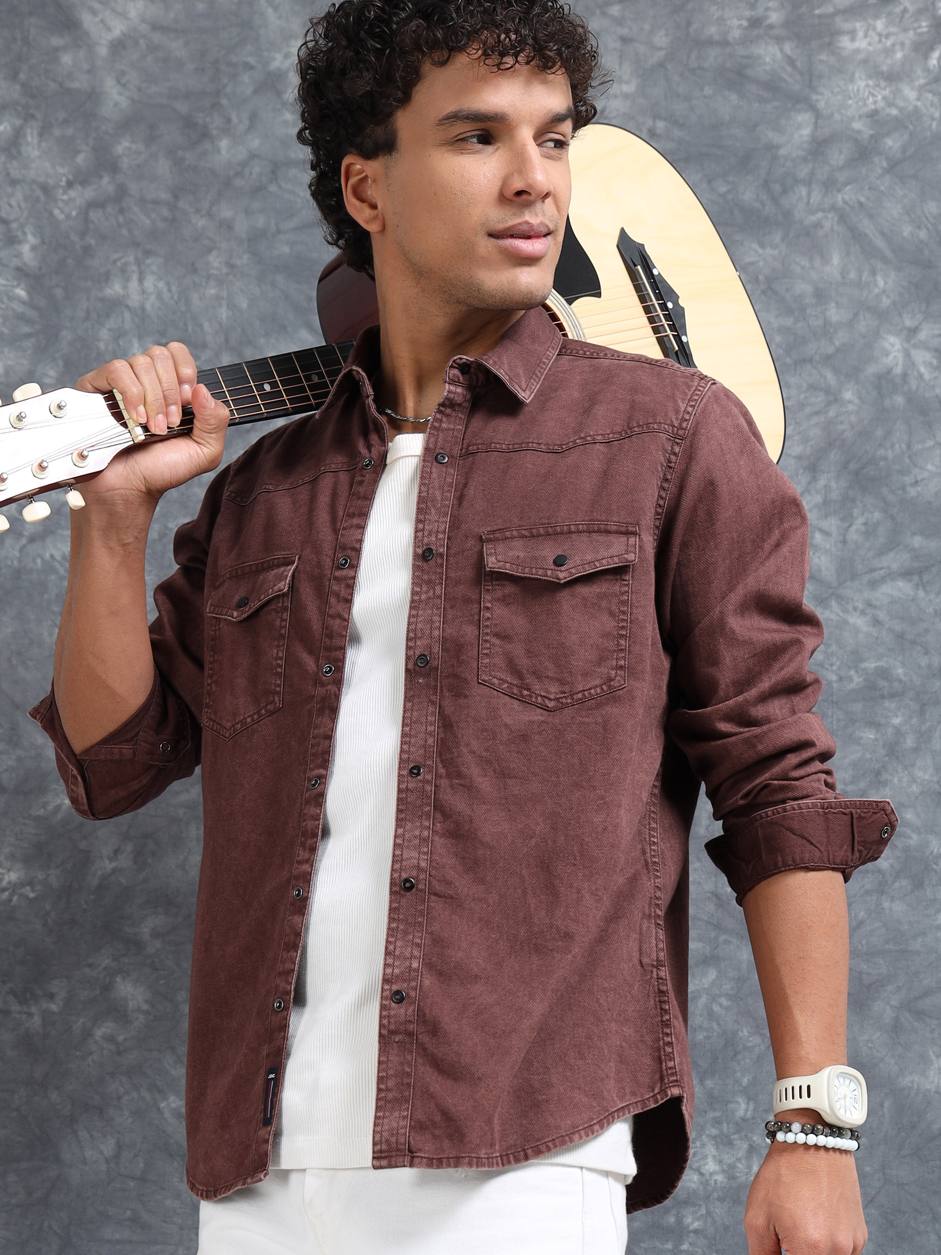MEN'S BROWN DENIM SOLID SLIM FIT SHIRT