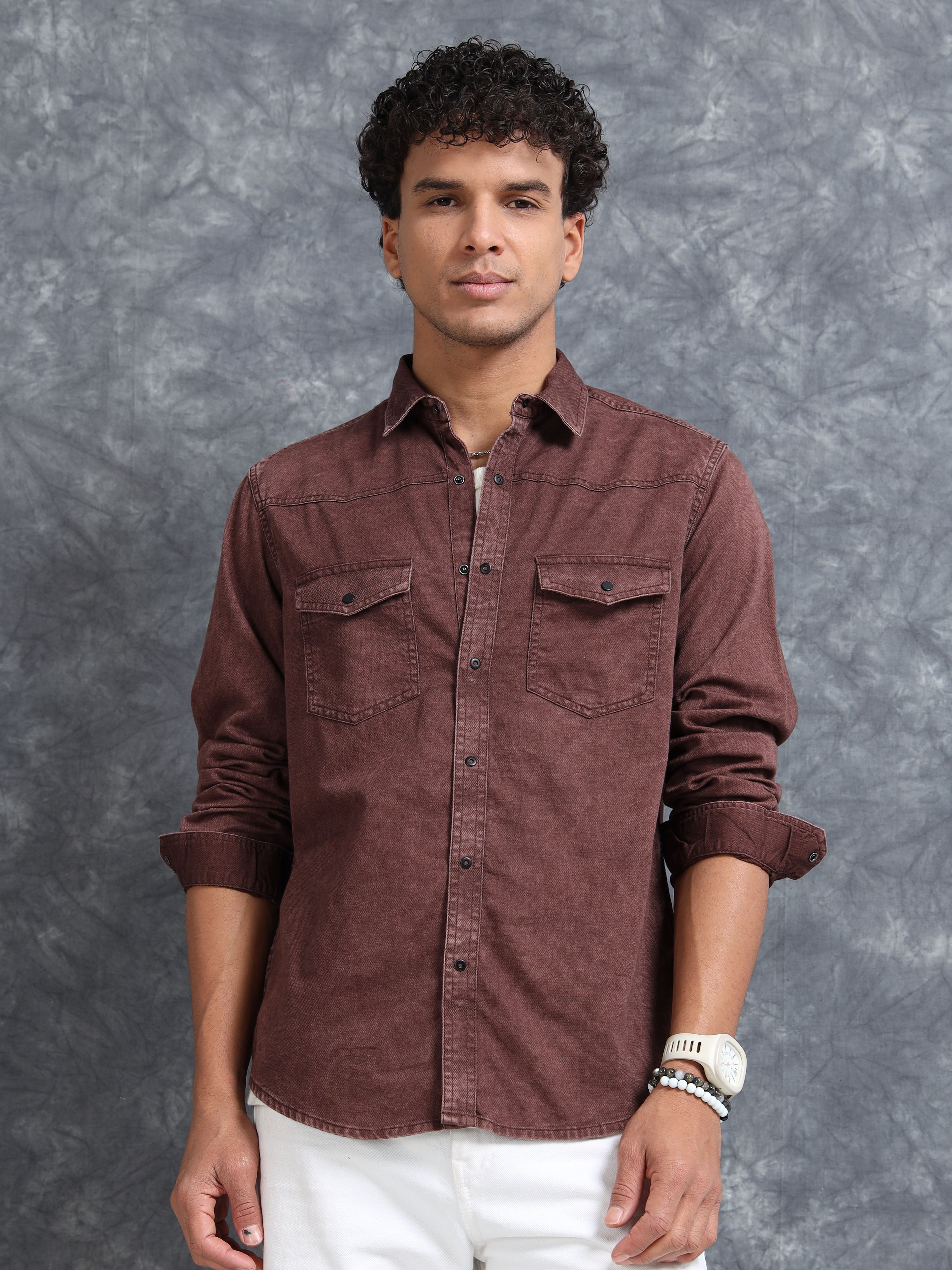 MEN'S BROWN DENIM SOLID SLIM FIT SHIRT