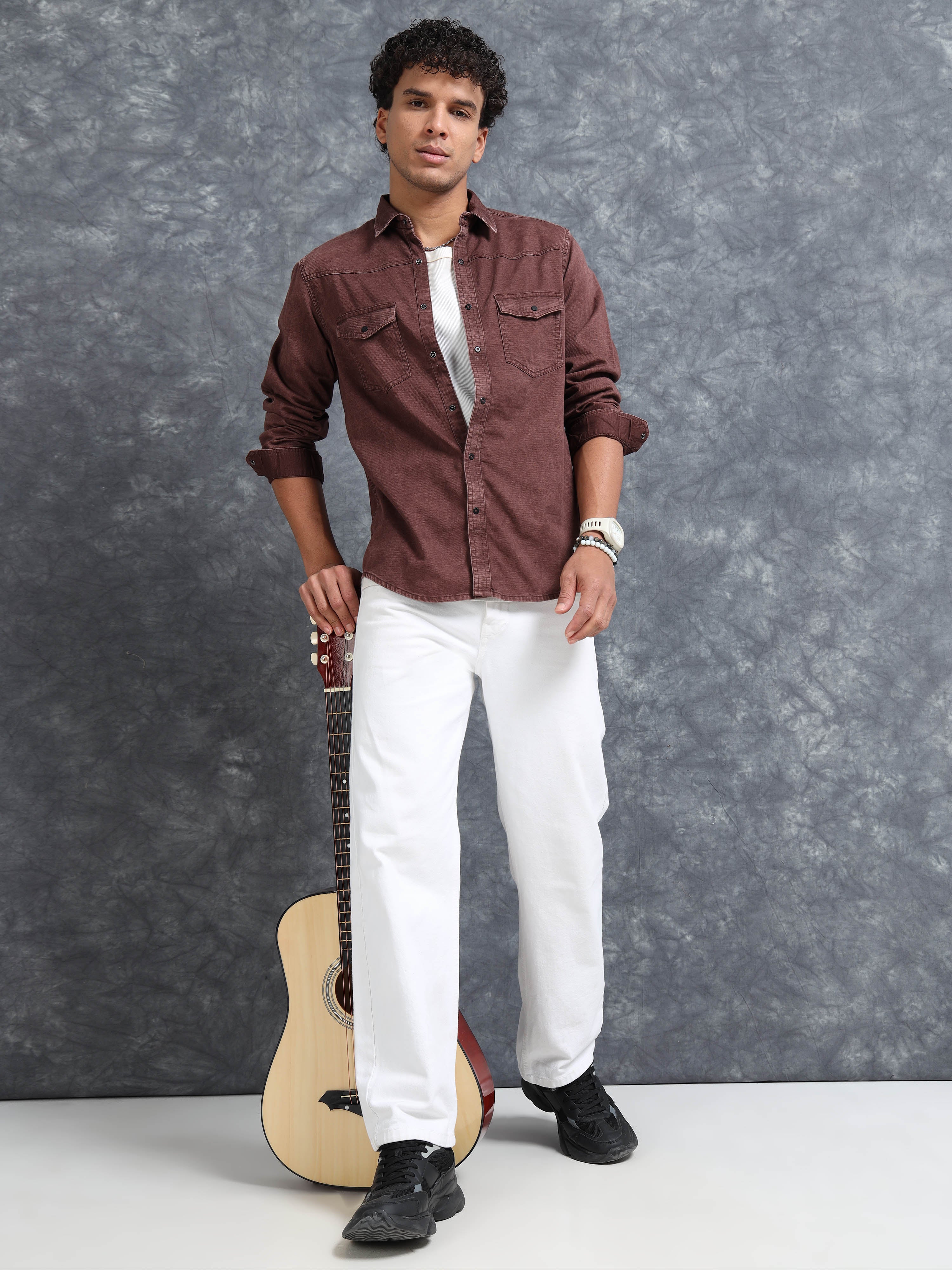 MEN'S BROWN DENIM SOLID SLIM FIT SHIRT