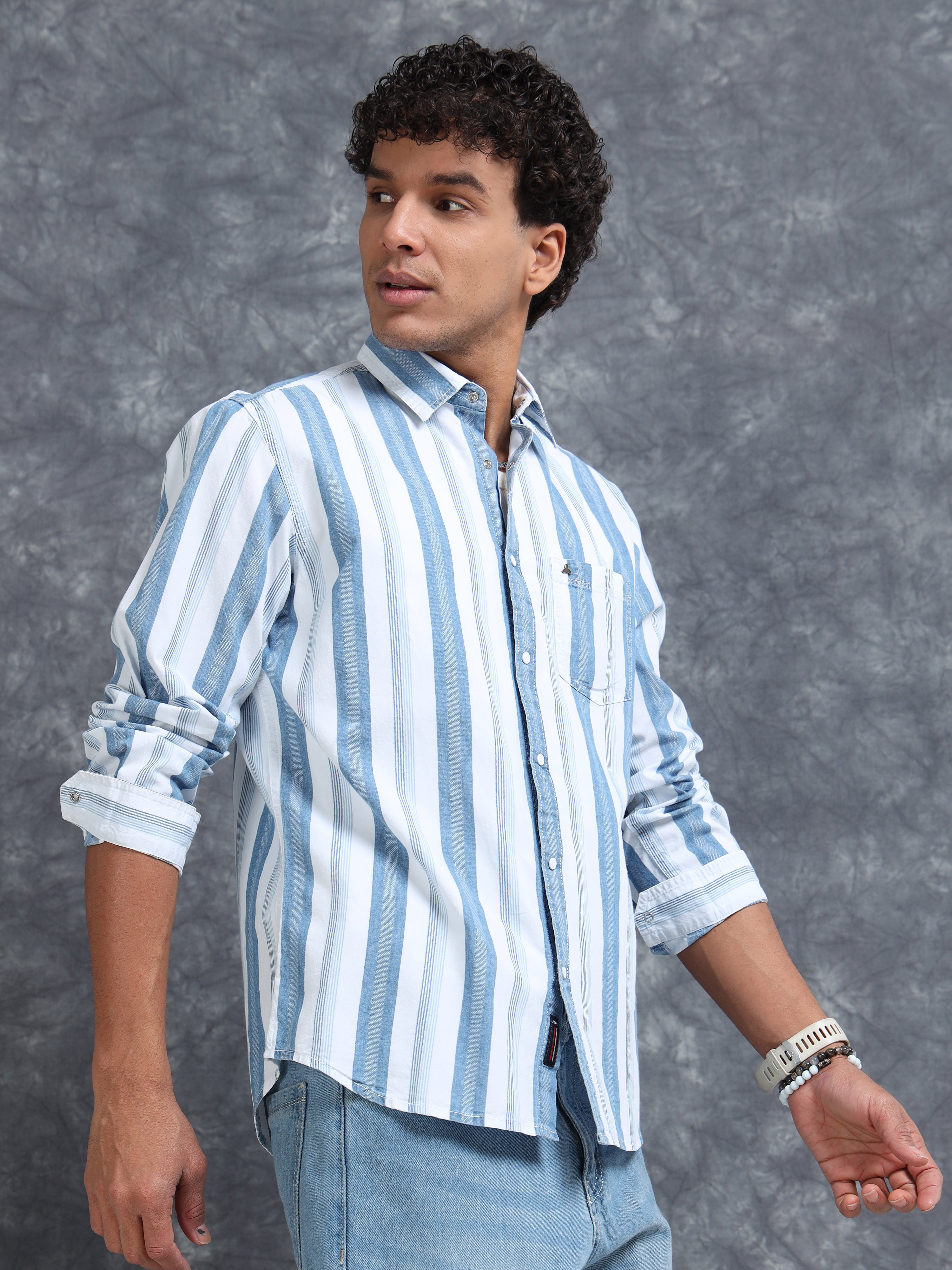 MEN'S WHITE INDIGO STRIPES SLIM FIT SHIRT