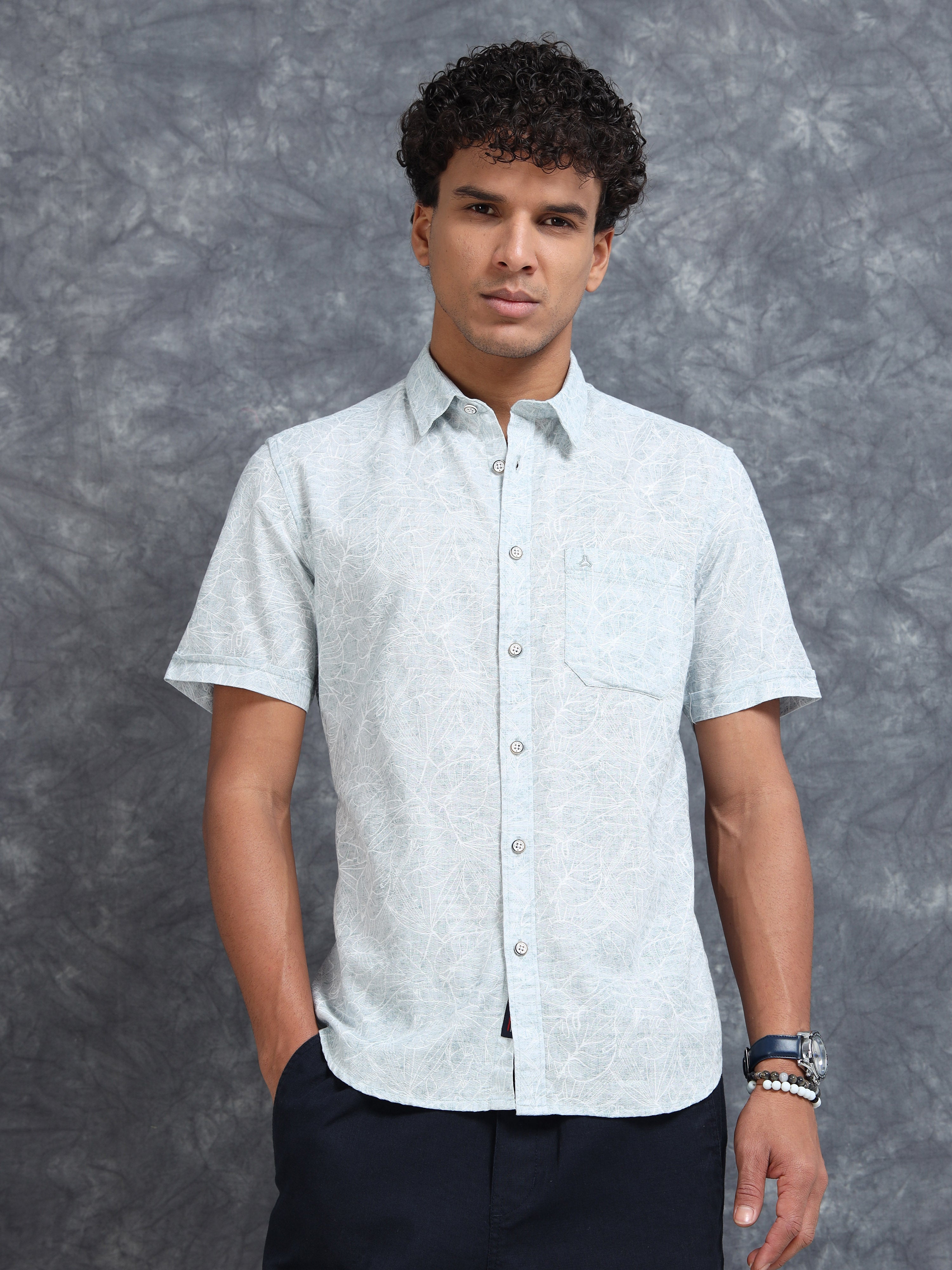 MEN'S BLUE  PRINT SLIM FIT SHIRT