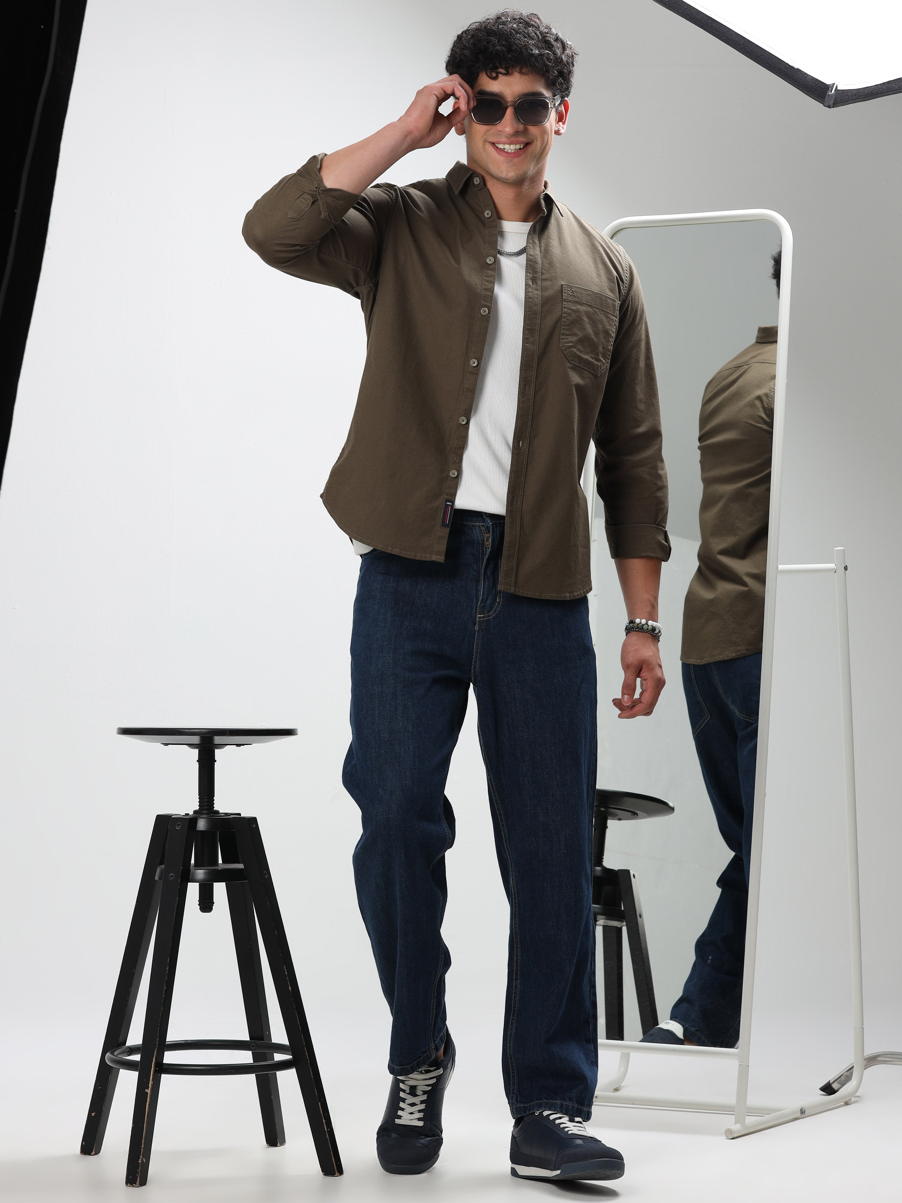 MEN'S GREENISH BROWN  SOLID SLIM FIT SHIRT