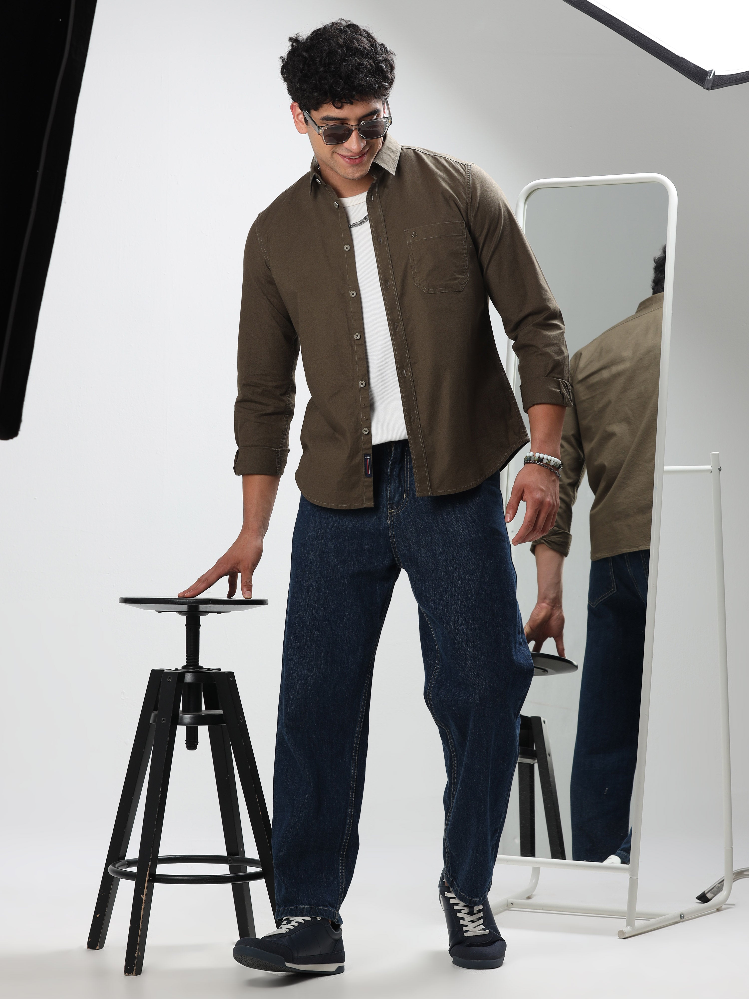 MEN'S GREENISH BROWN  SOLID SLIM FIT SHIRT