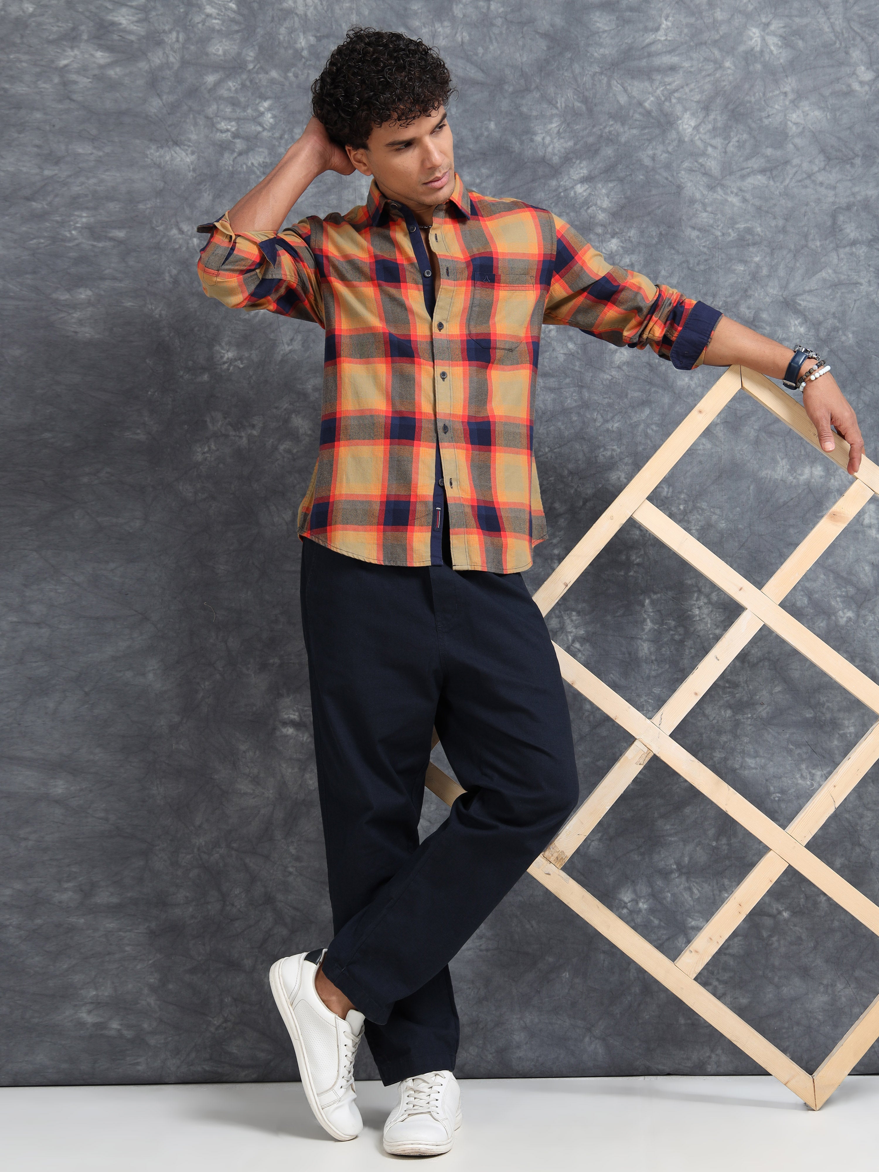 MEN'S RED CHECKS SLIM FIT SHIRT