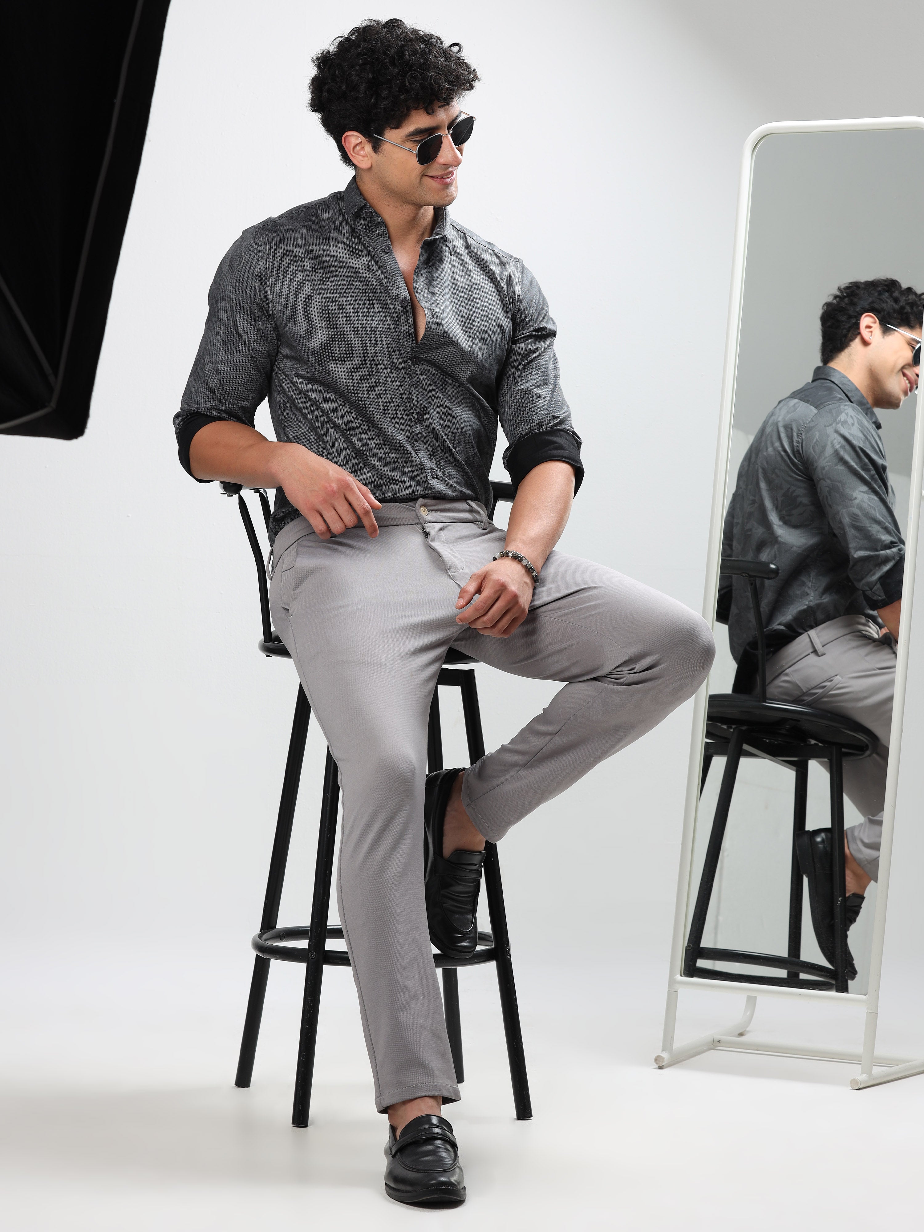 MEN'S NAVY PRINT SLIM FIT SHIRT