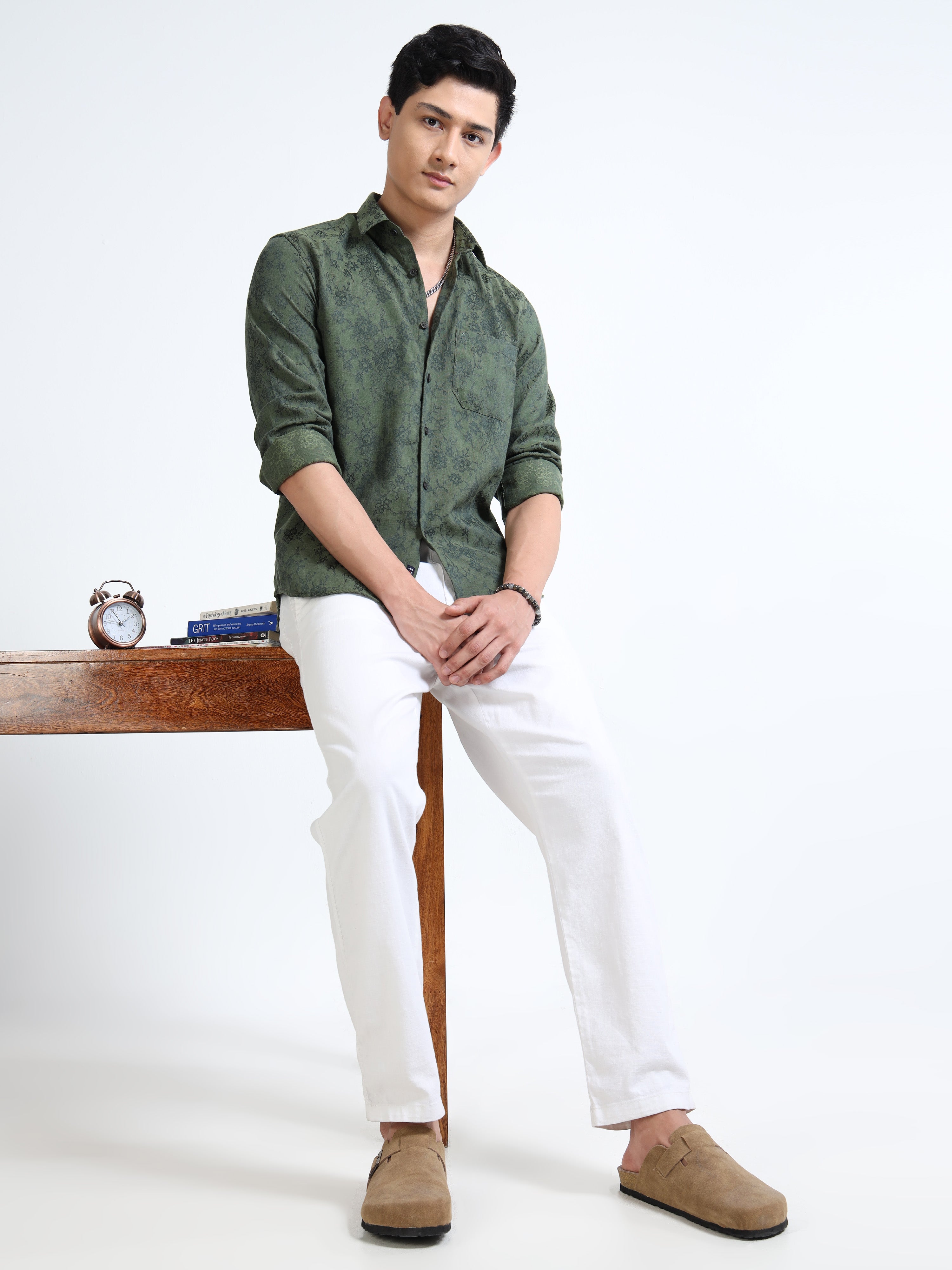 MEN'S GREEN SELF DESIGN SLIM FIT SHIRT