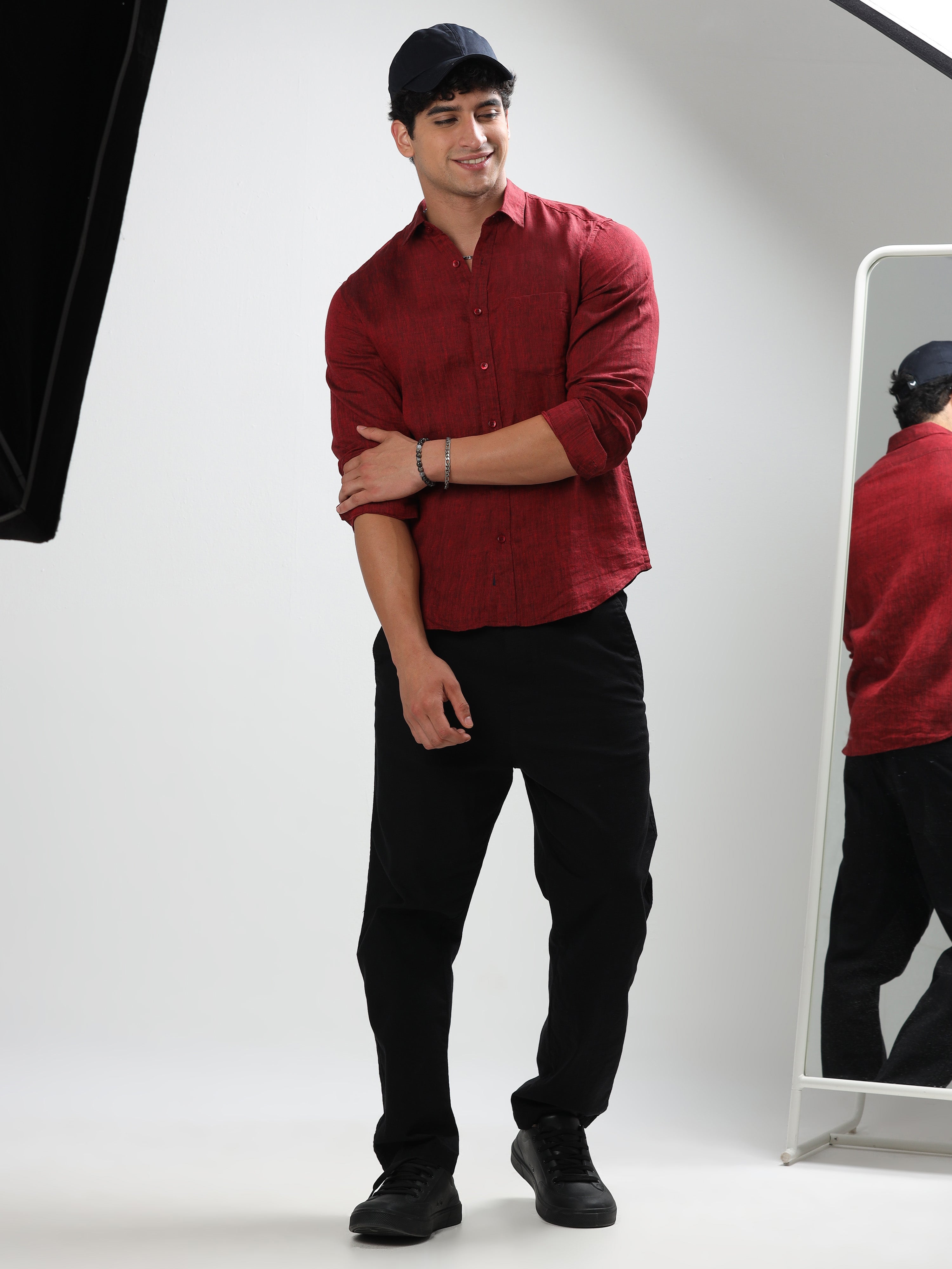 MEN'S MAROON SOLID SLIM FIT LINEN SHIRT