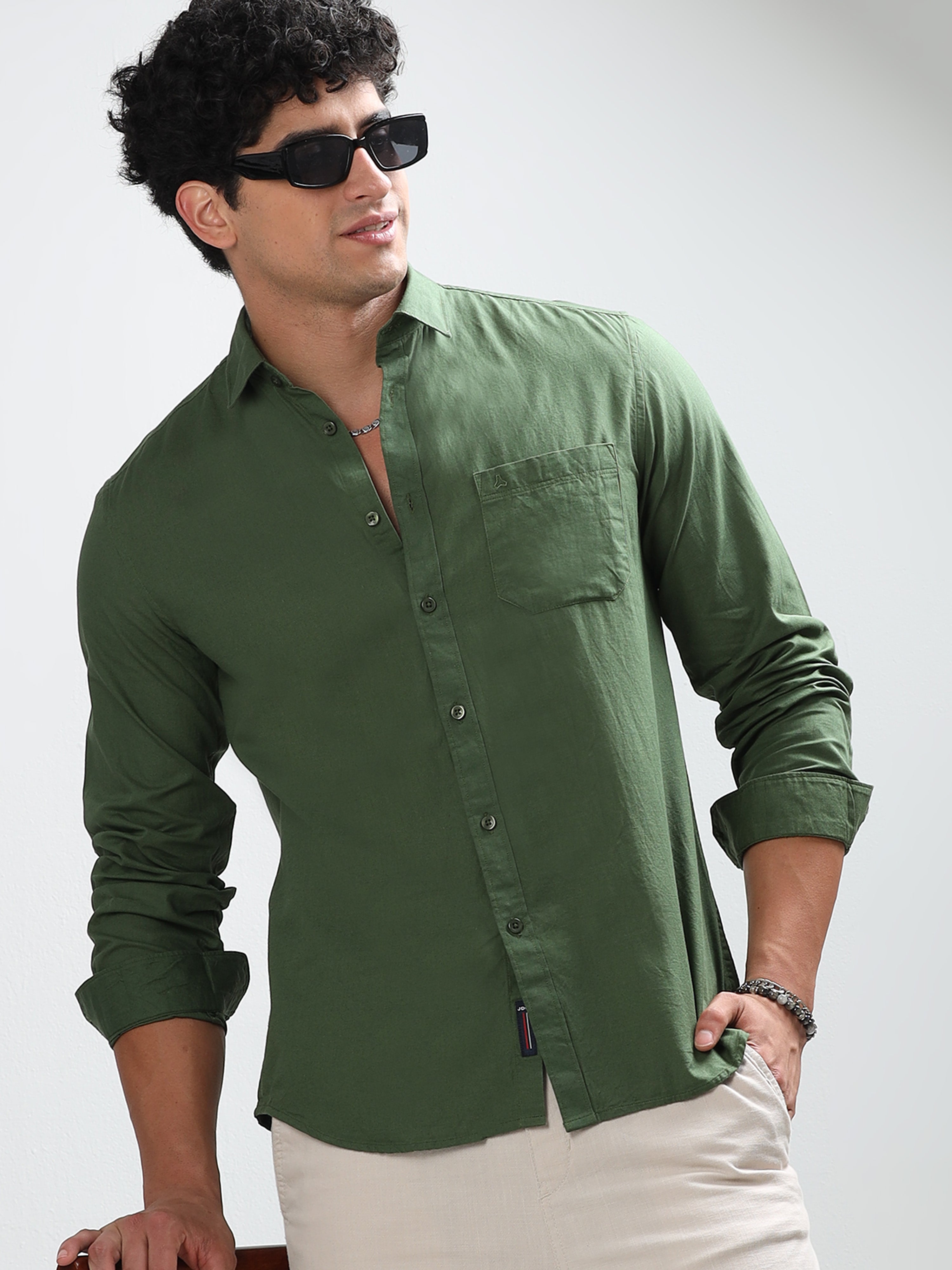 MEN'S DK.GREEN SOLID SLIM FIT SHIRT