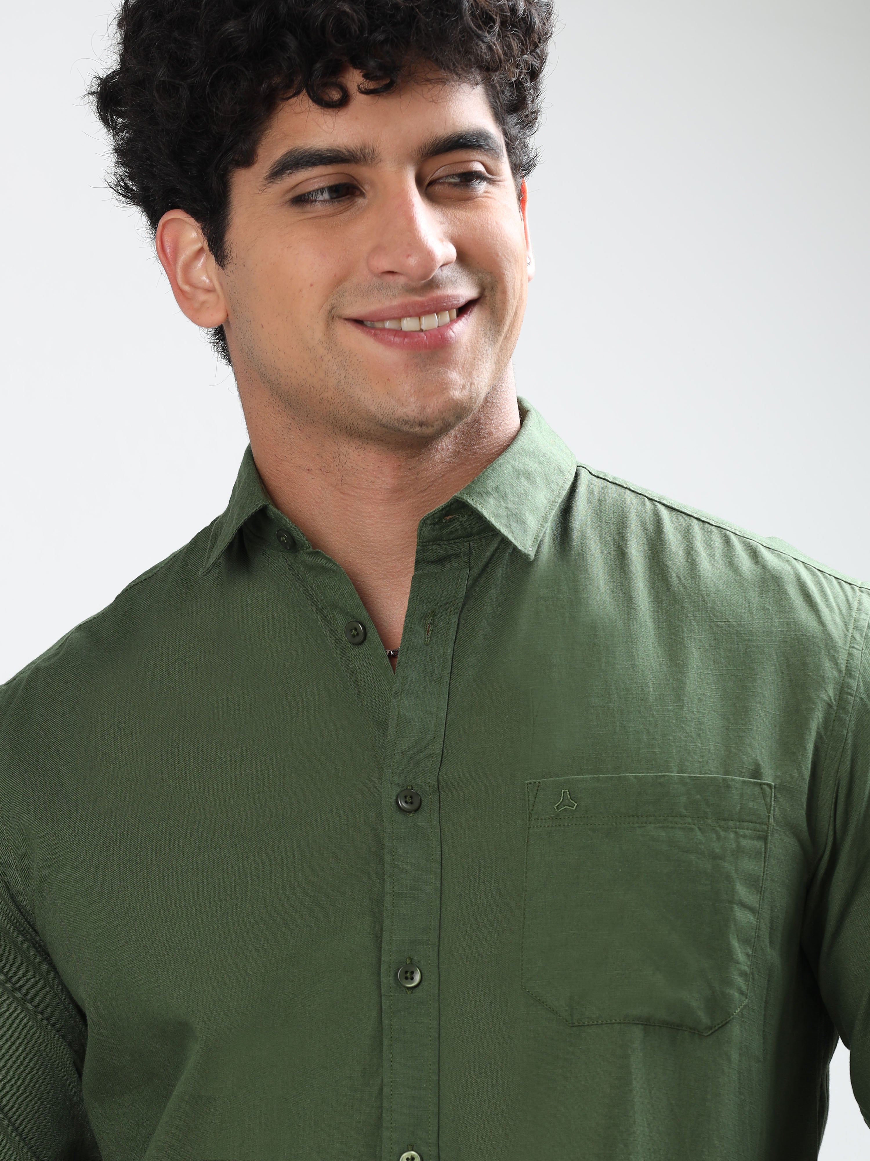 MEN'S DK.GREEN SOLID SLIM FIT SHIRT