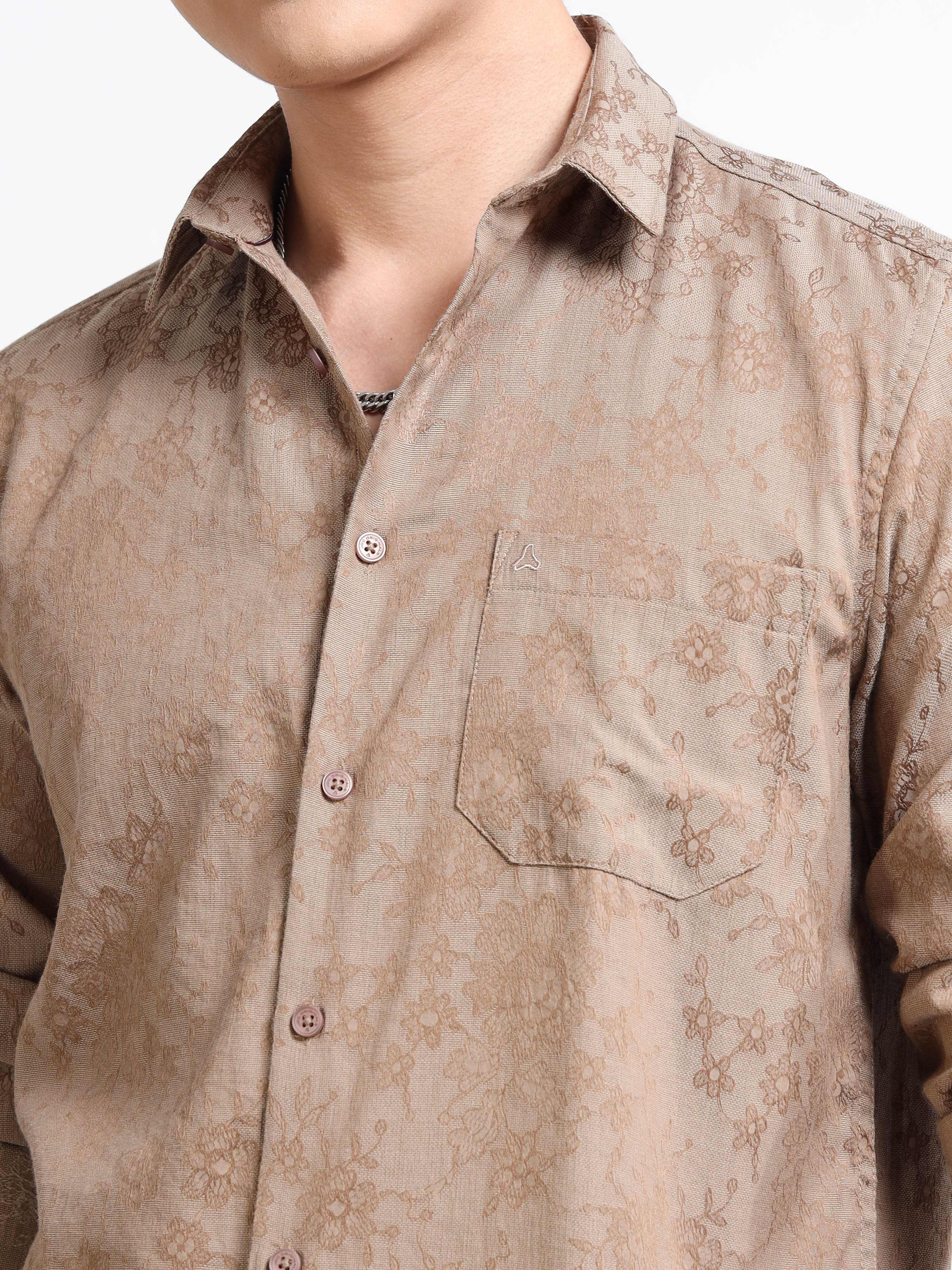 MEN'S BEIGE SELF DESIGN SLIM FIT SHIRT