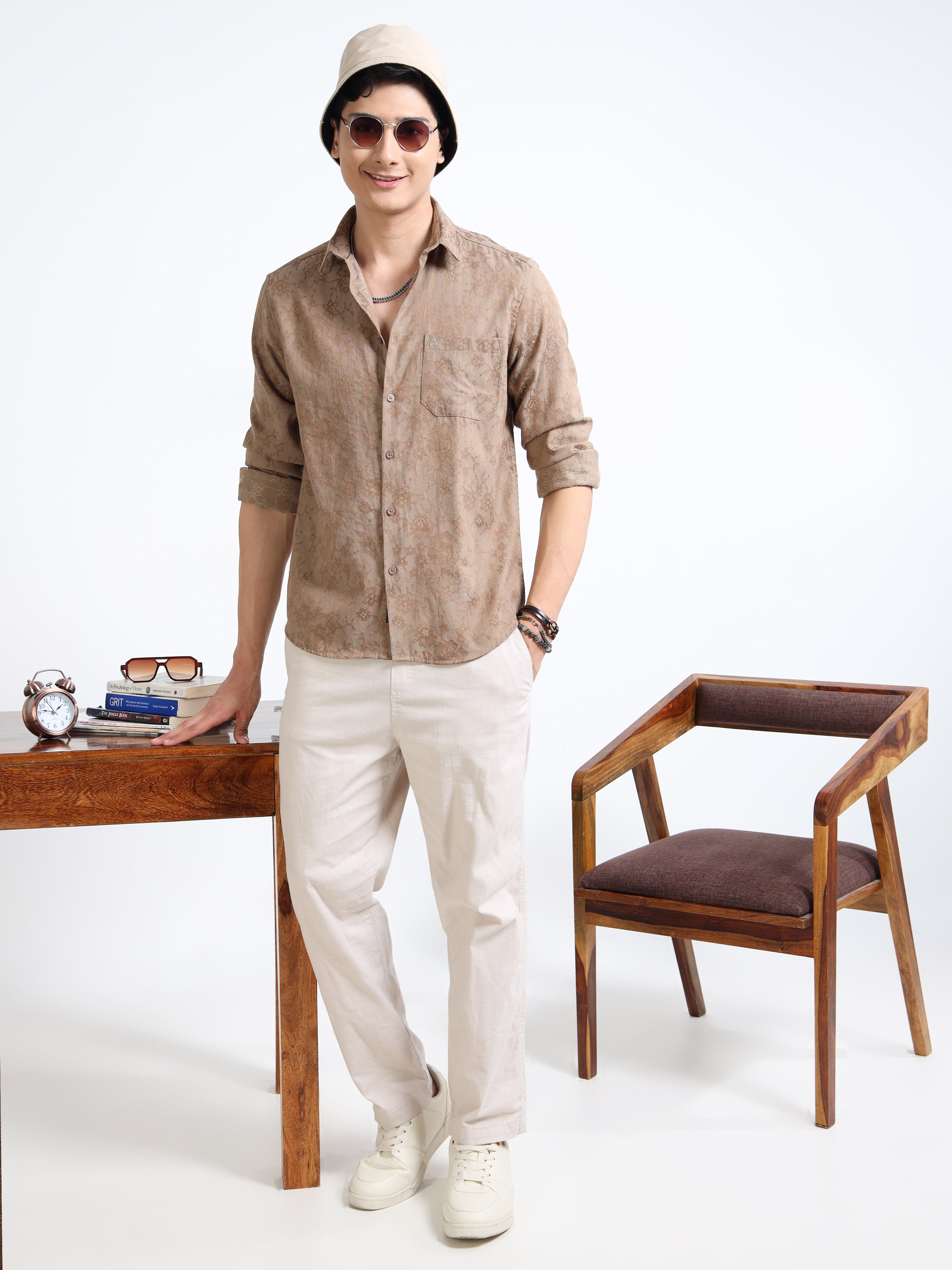 MEN'S BEIGE SELF DESIGN SLIM FIT SHIRT