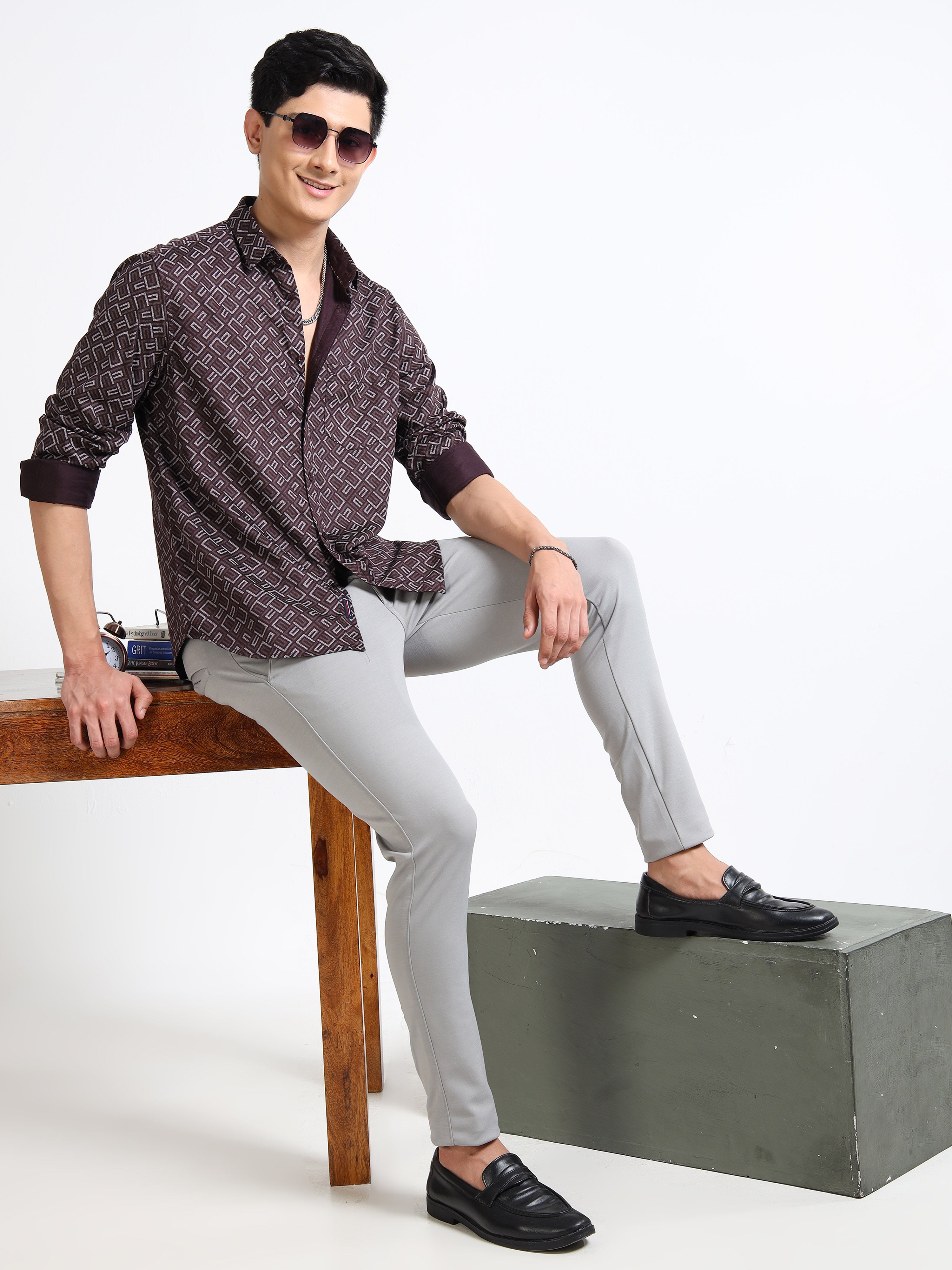 MEN'S BURGUNDY PRINT SLIM FIT SHIRT