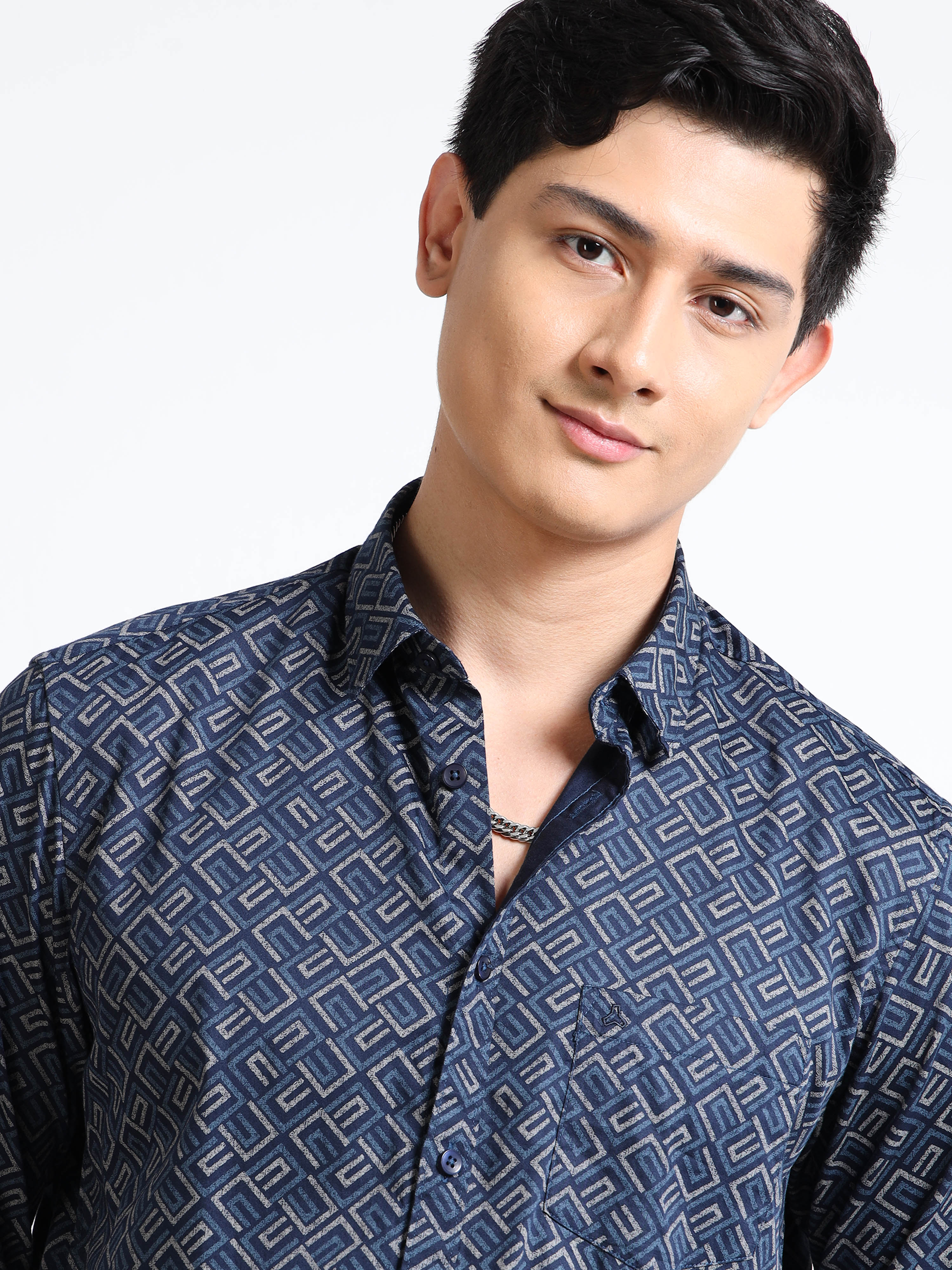 MEN'S NAVY PRINT SLIM FIT SHIRT