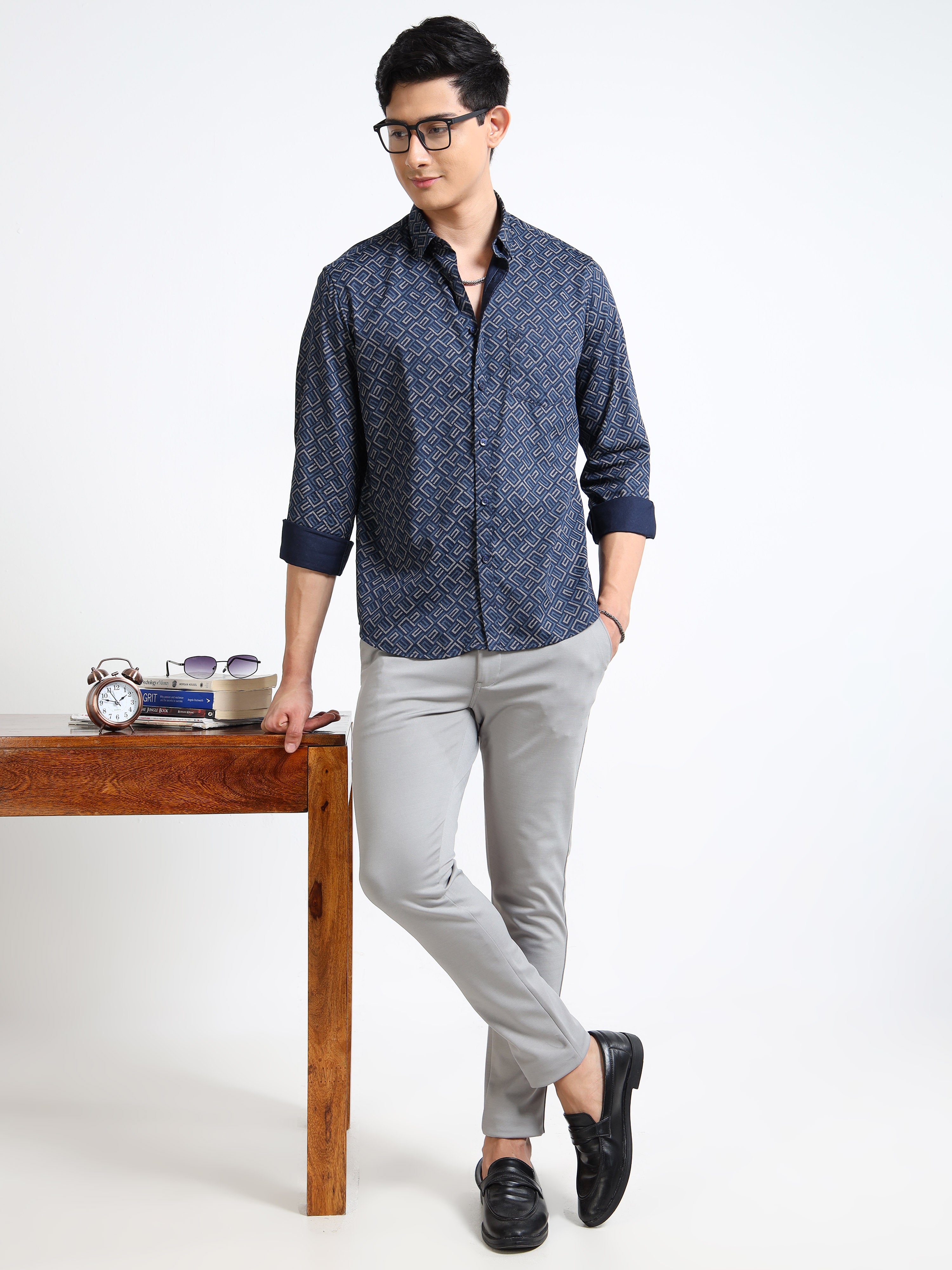 MEN'S NAVY PRINT SLIM FIT SHIRT