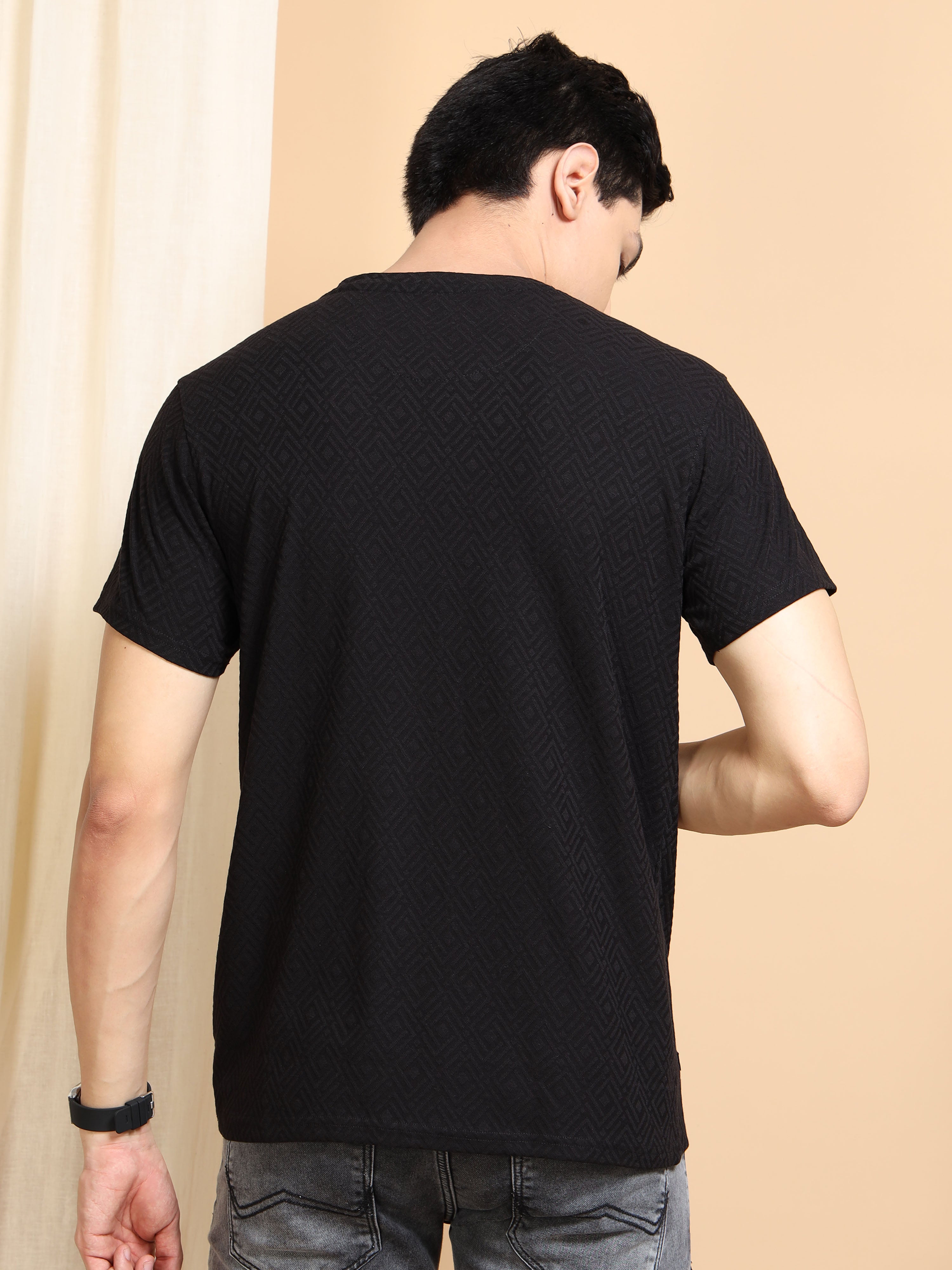 MEN'S BLACK SLIM FIT T SHIRT