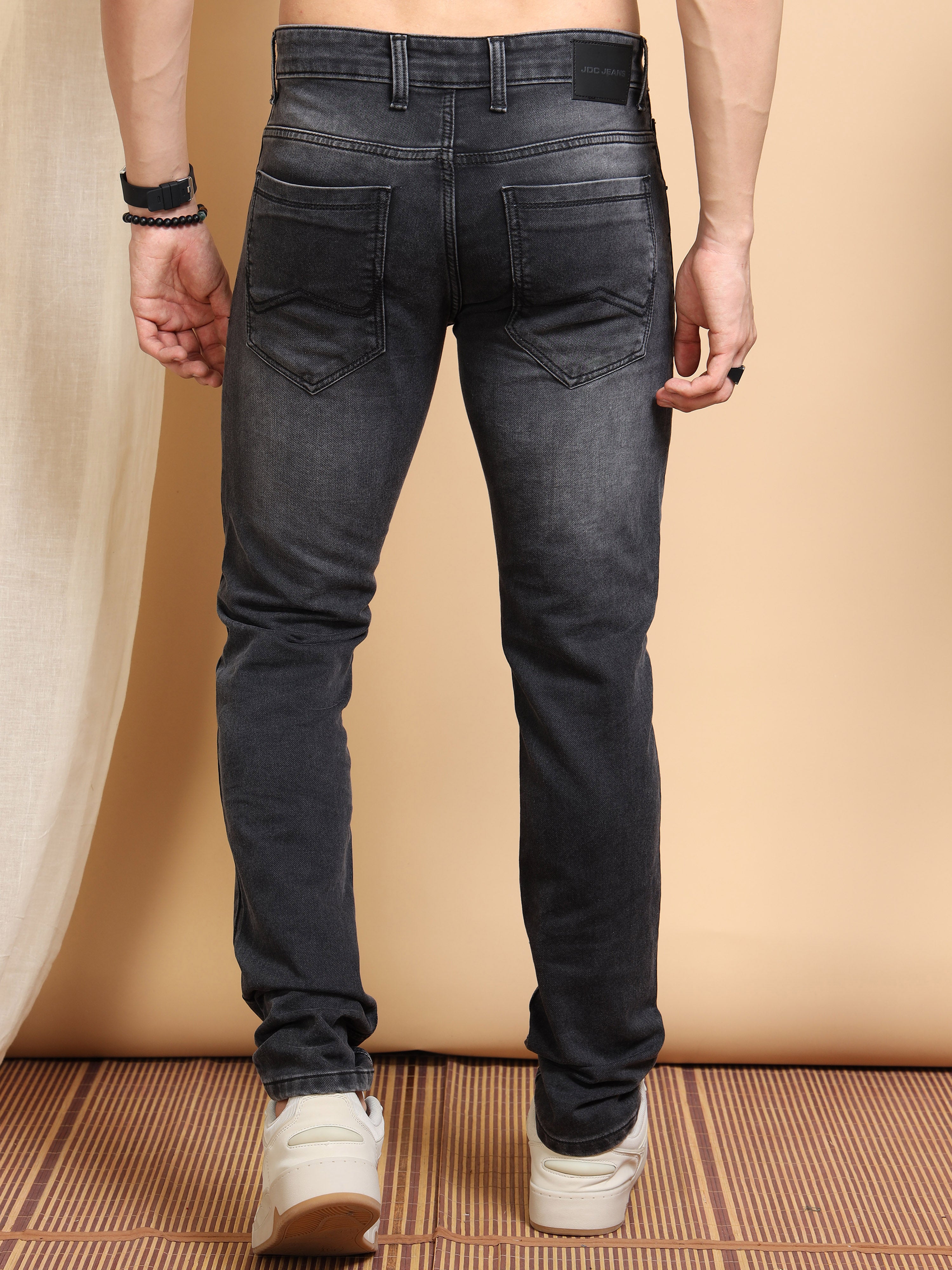 MEN'S BLACK SOLID SLIM FIT JEANS