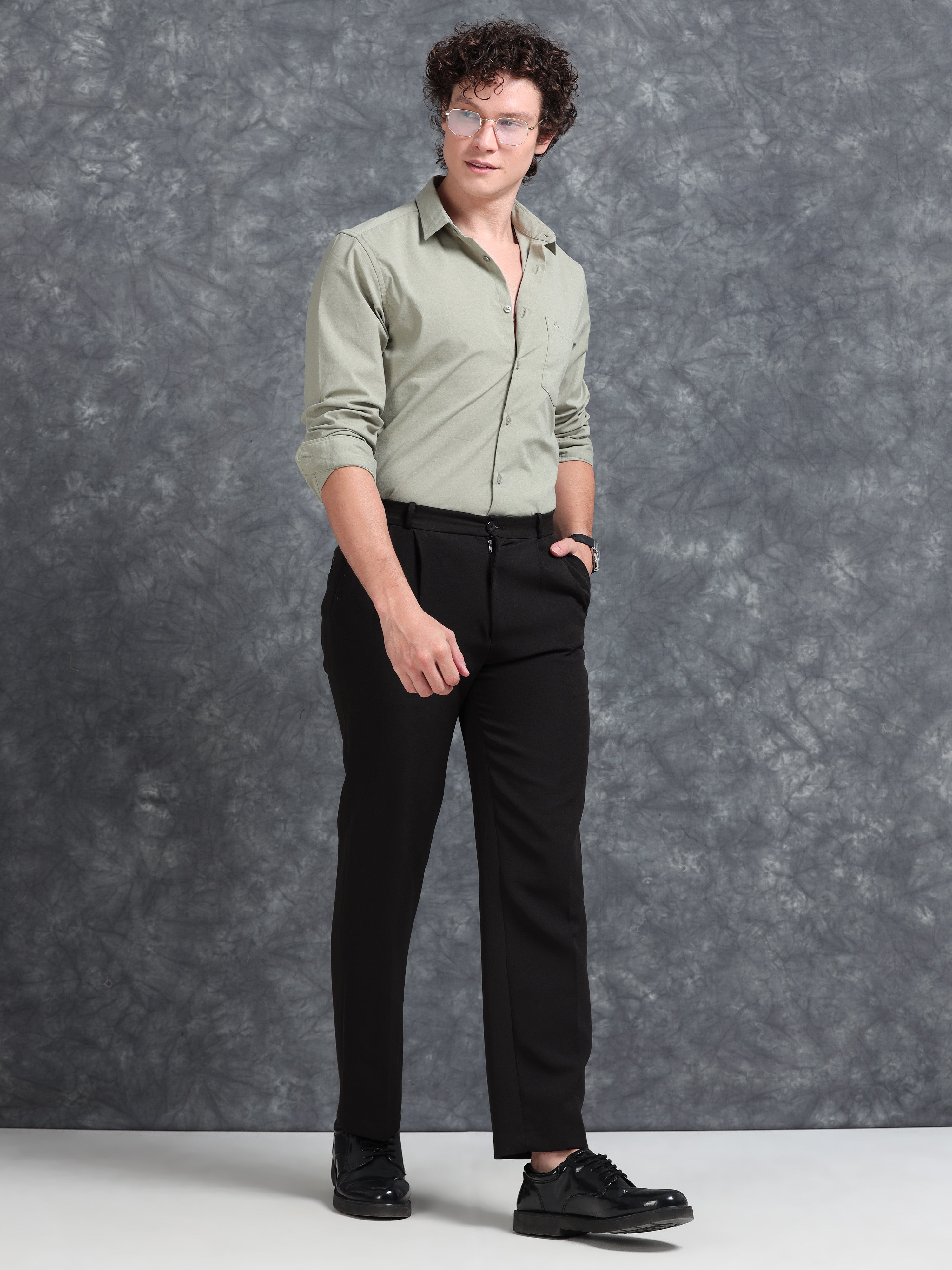 MEN'S PISTA GREEN  SOLID SLIM FIT SHIRT