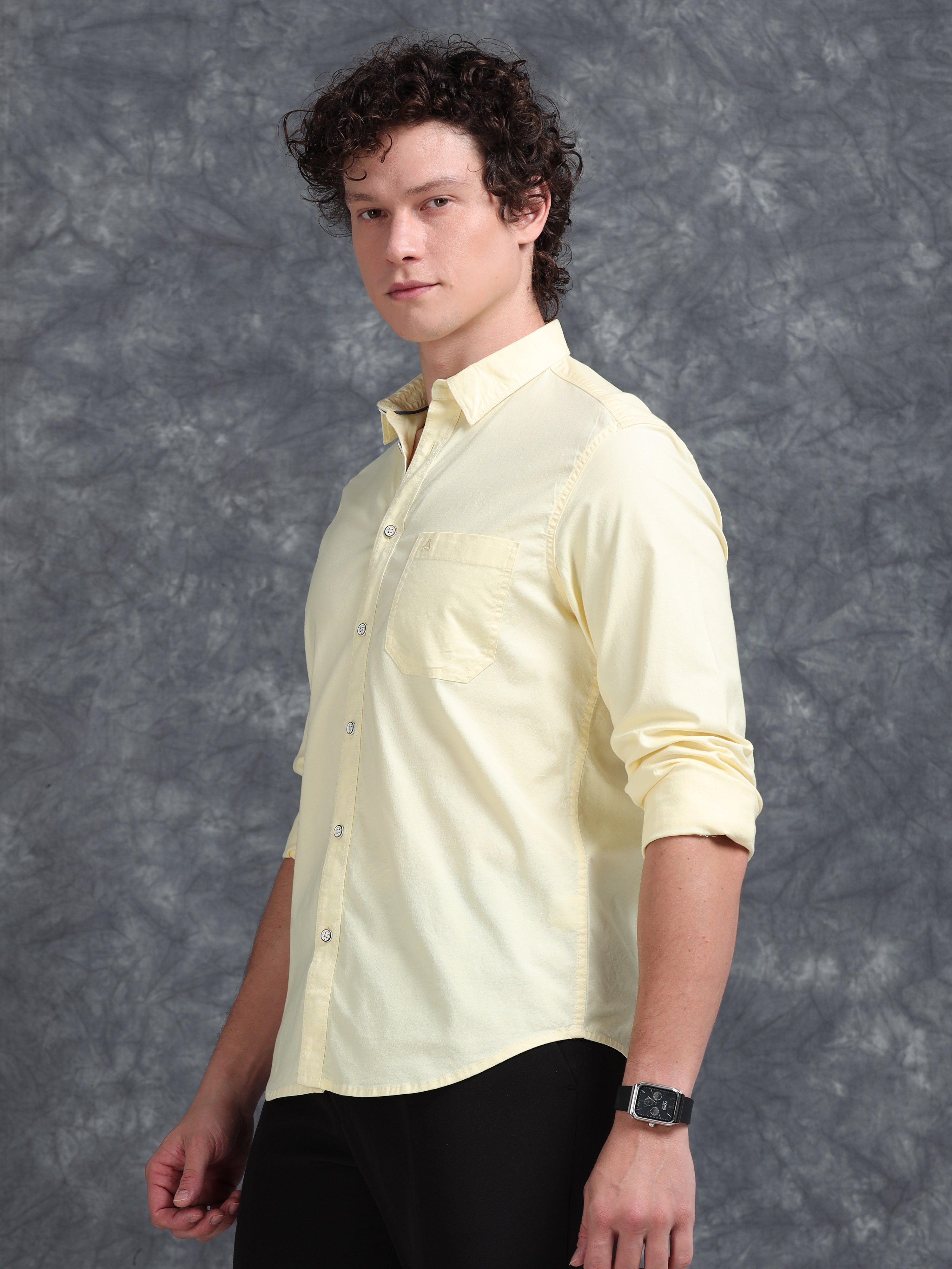 MEN'S LT.YELLOW SOLID SLIM FIT SHIRT