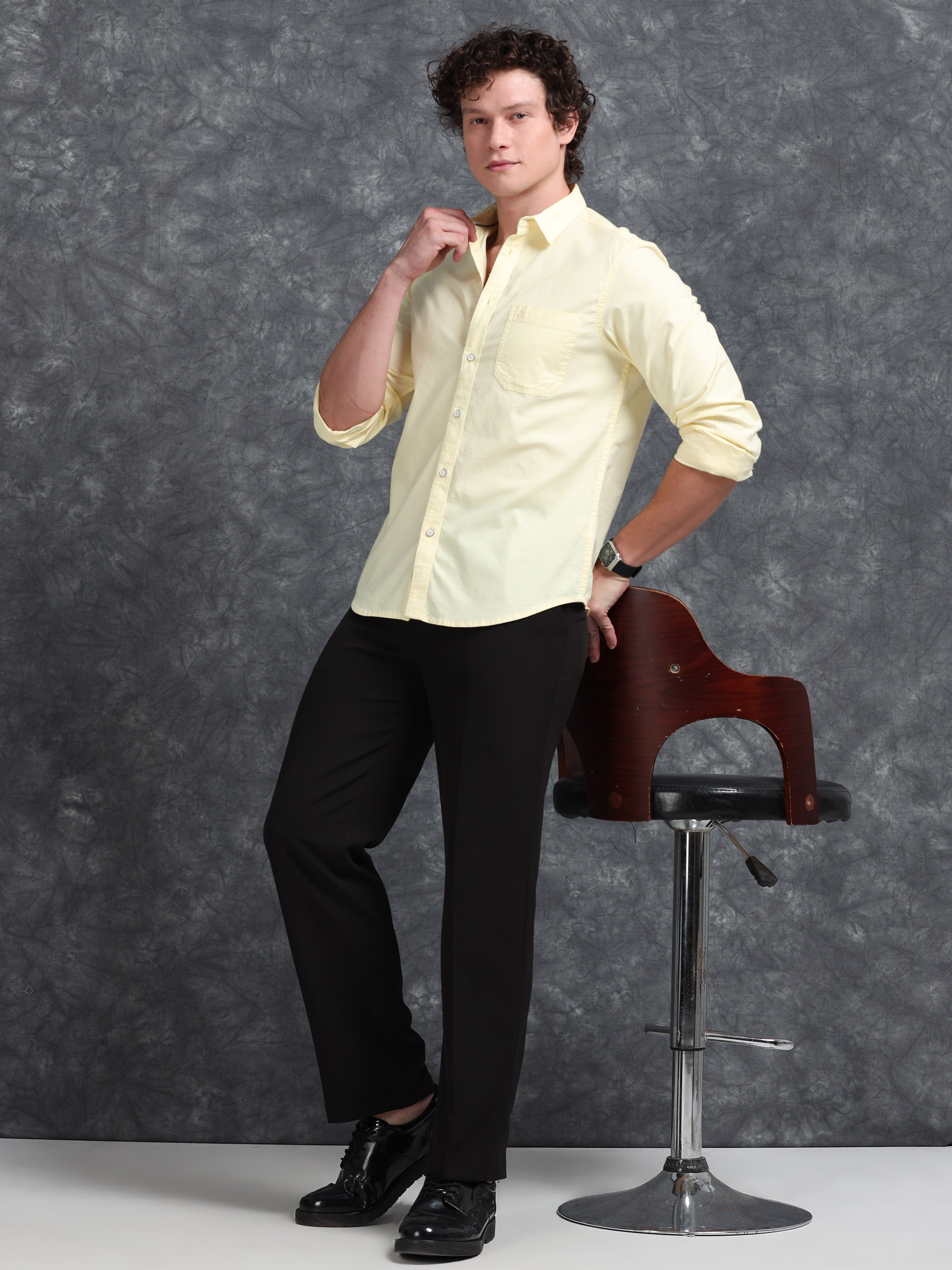 MEN'S LT.YELLOW SOLID SLIM FIT SHIRT