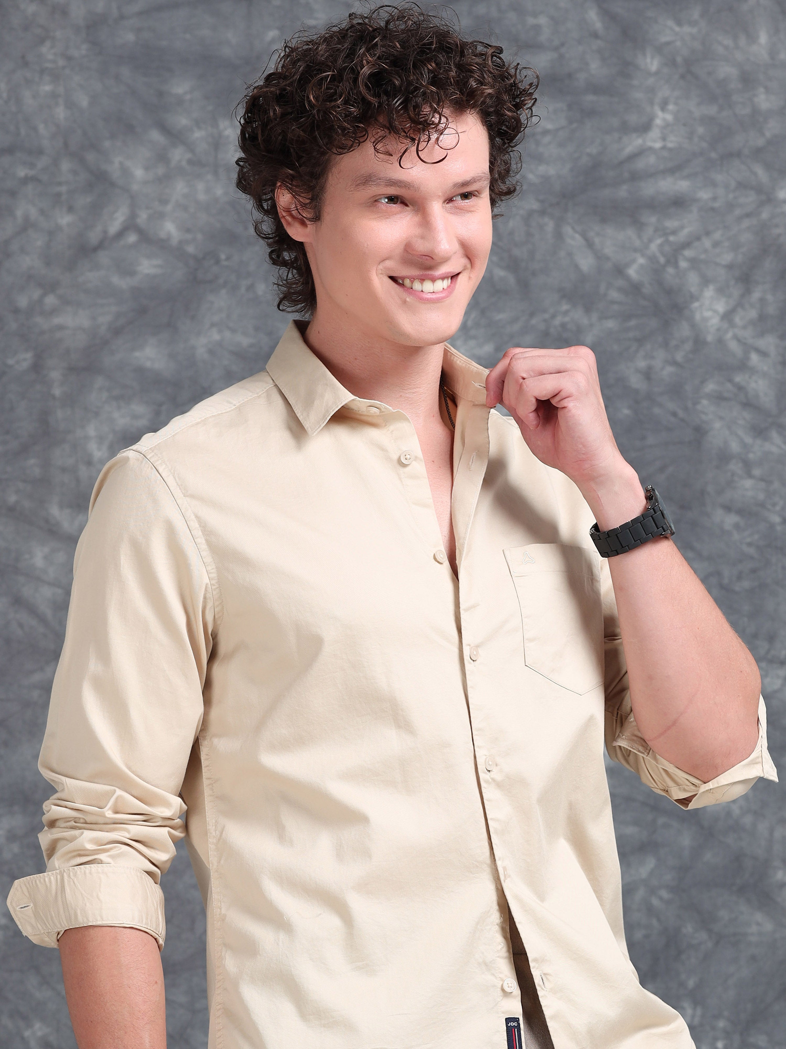 MEN'S SANDEL SOLID SLIM FIT SHIRT