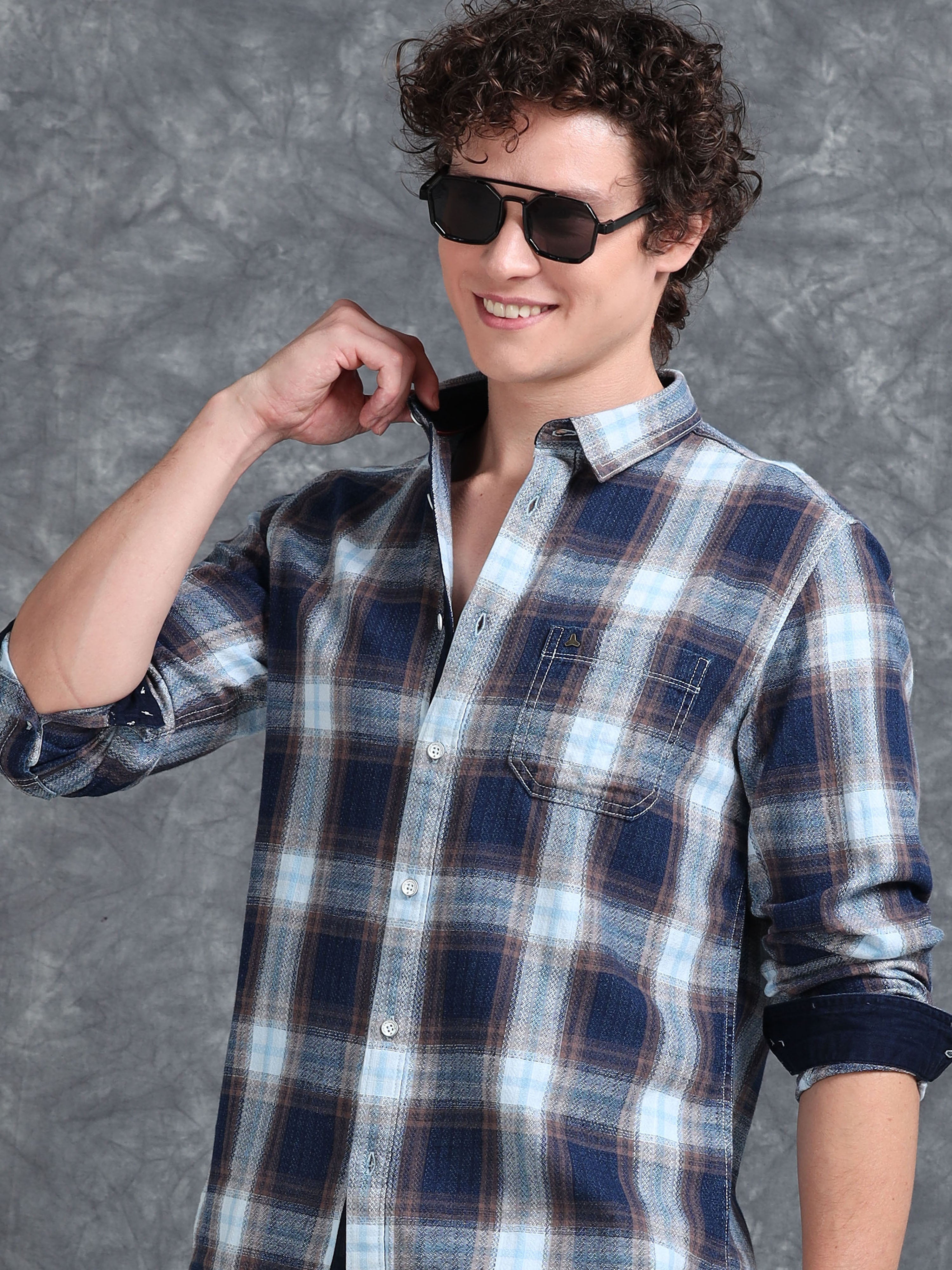 MEN'S GOLDEN NAVY INDIGO CHECKS SLIM FIT SHIRT