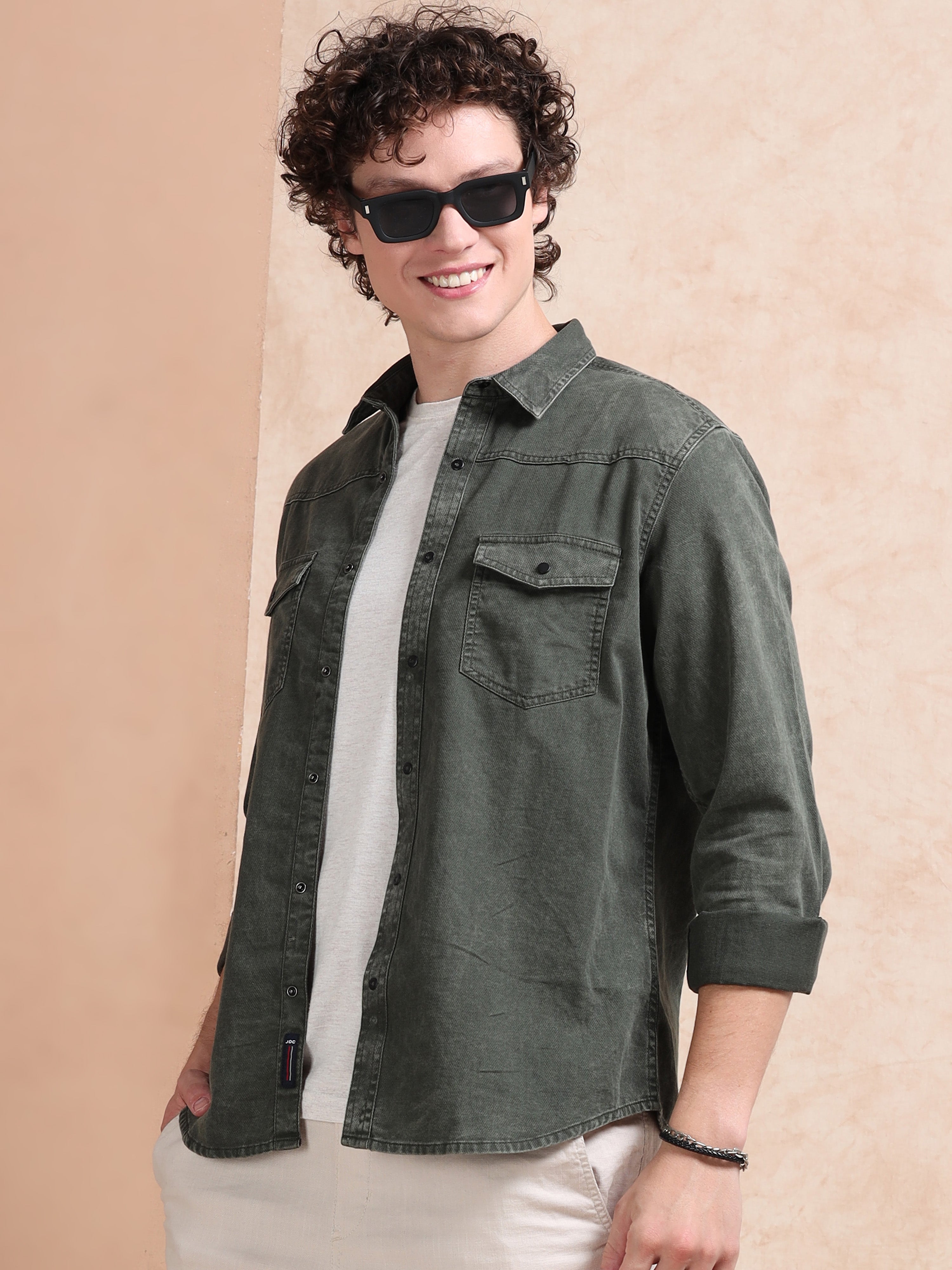 MEN'S BT.GREEN DENIM SOLID SLIM FIT SHIRT