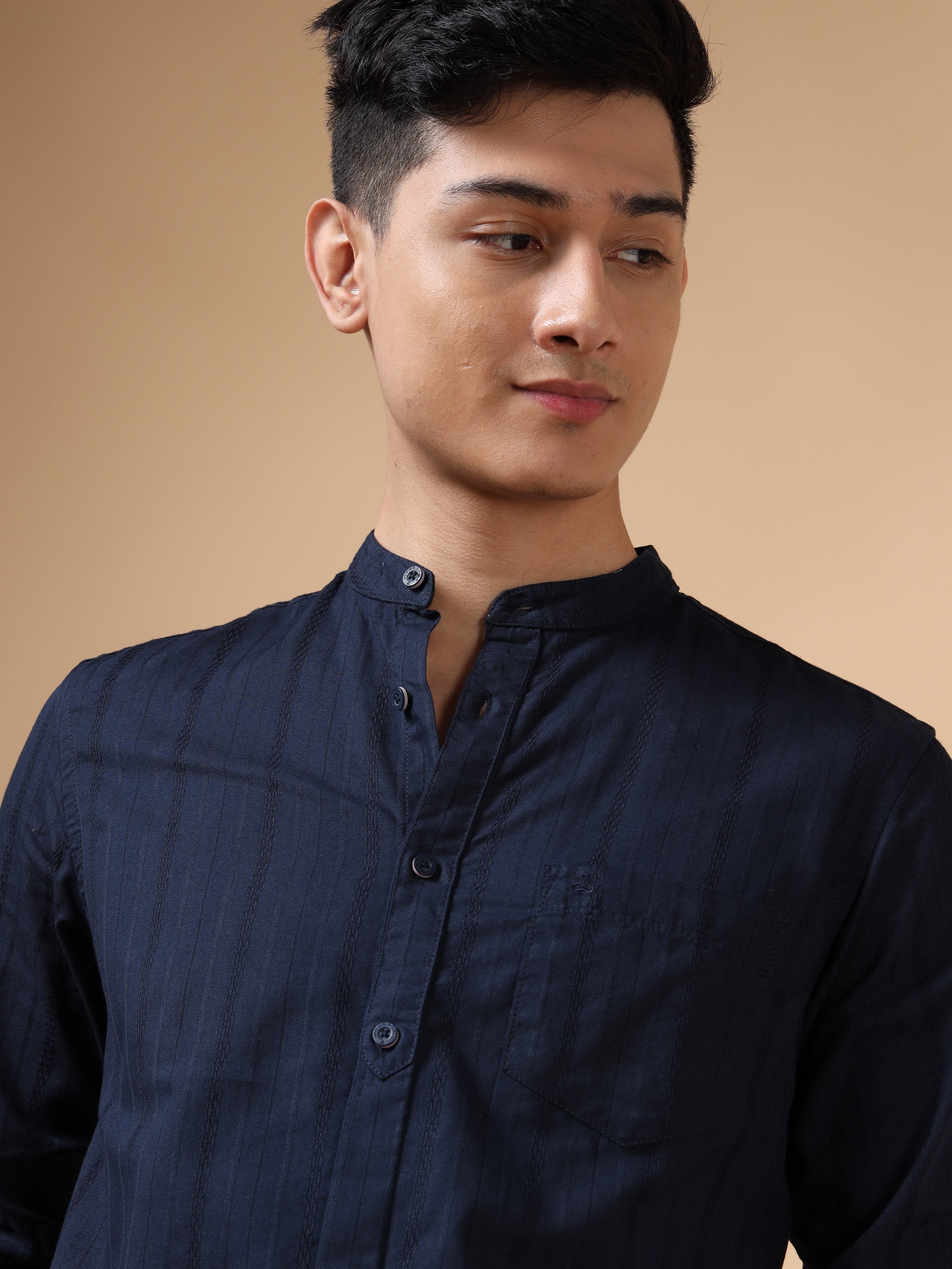 MEN'S NAVY STRIPES SLIM FIT SHIRT