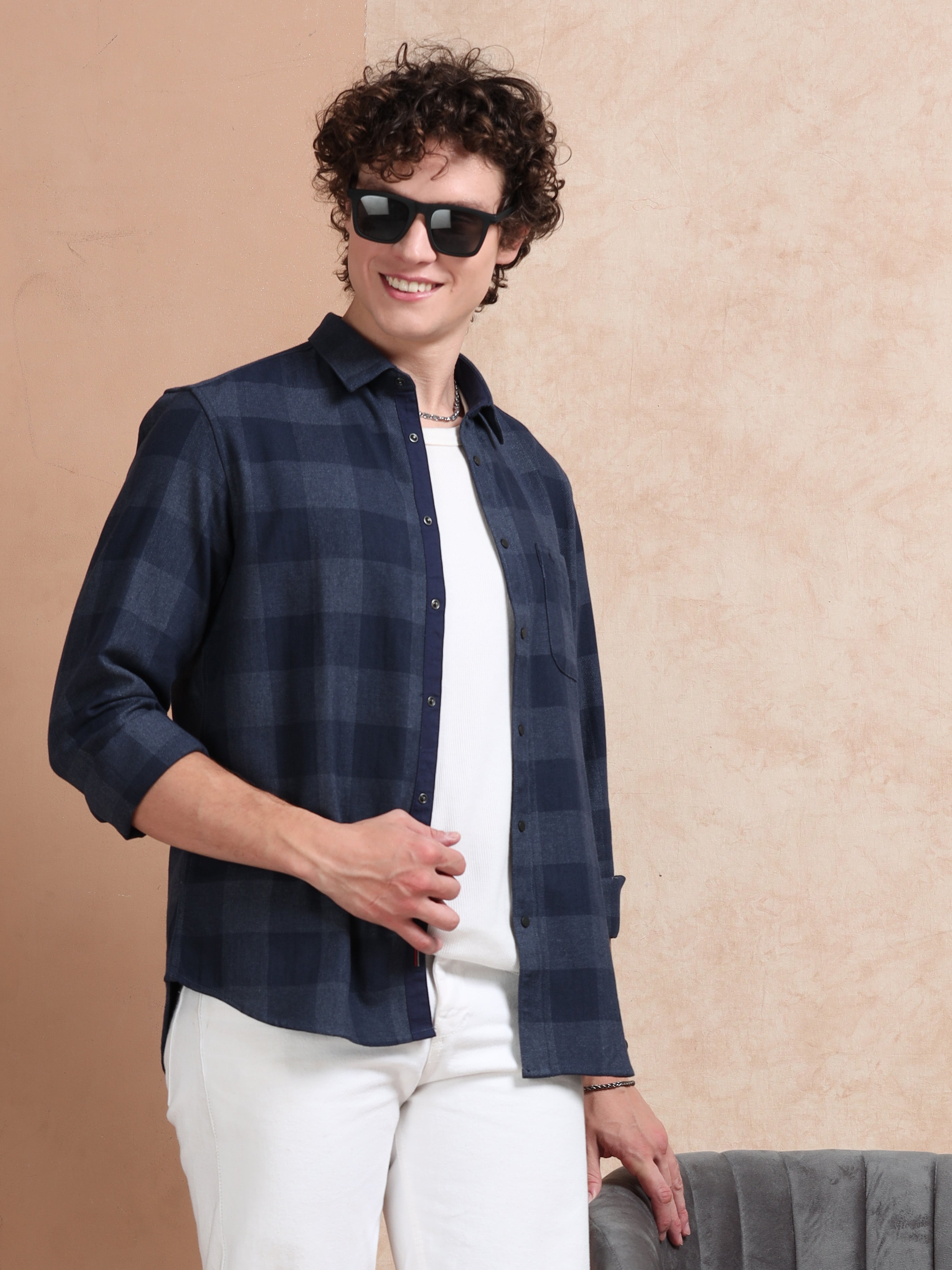 MEN'S NAVY CHECKS SLIM FIT SHIRT