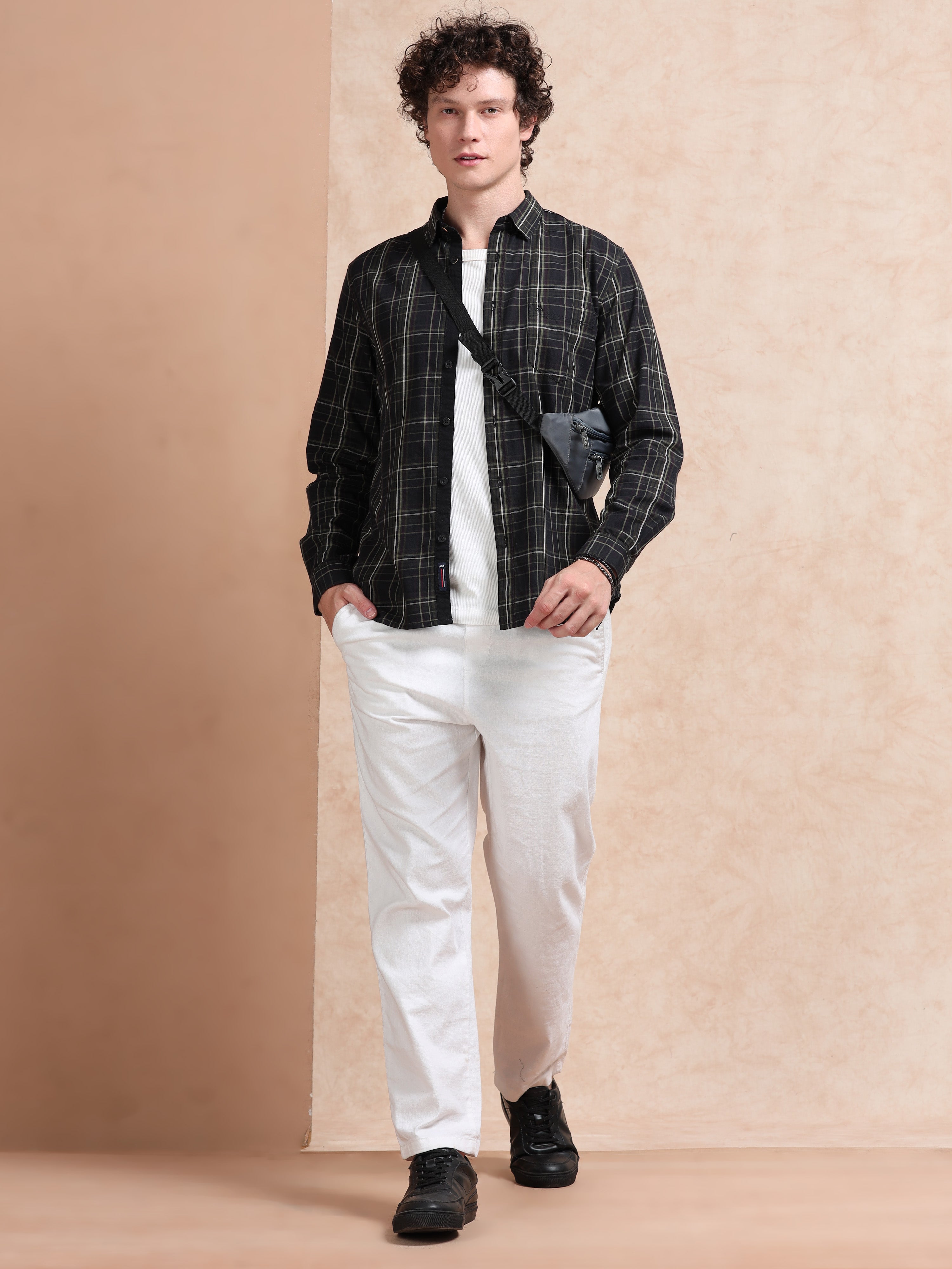 MEN'S BLACK CHECKS SLIM FIT SHIRT