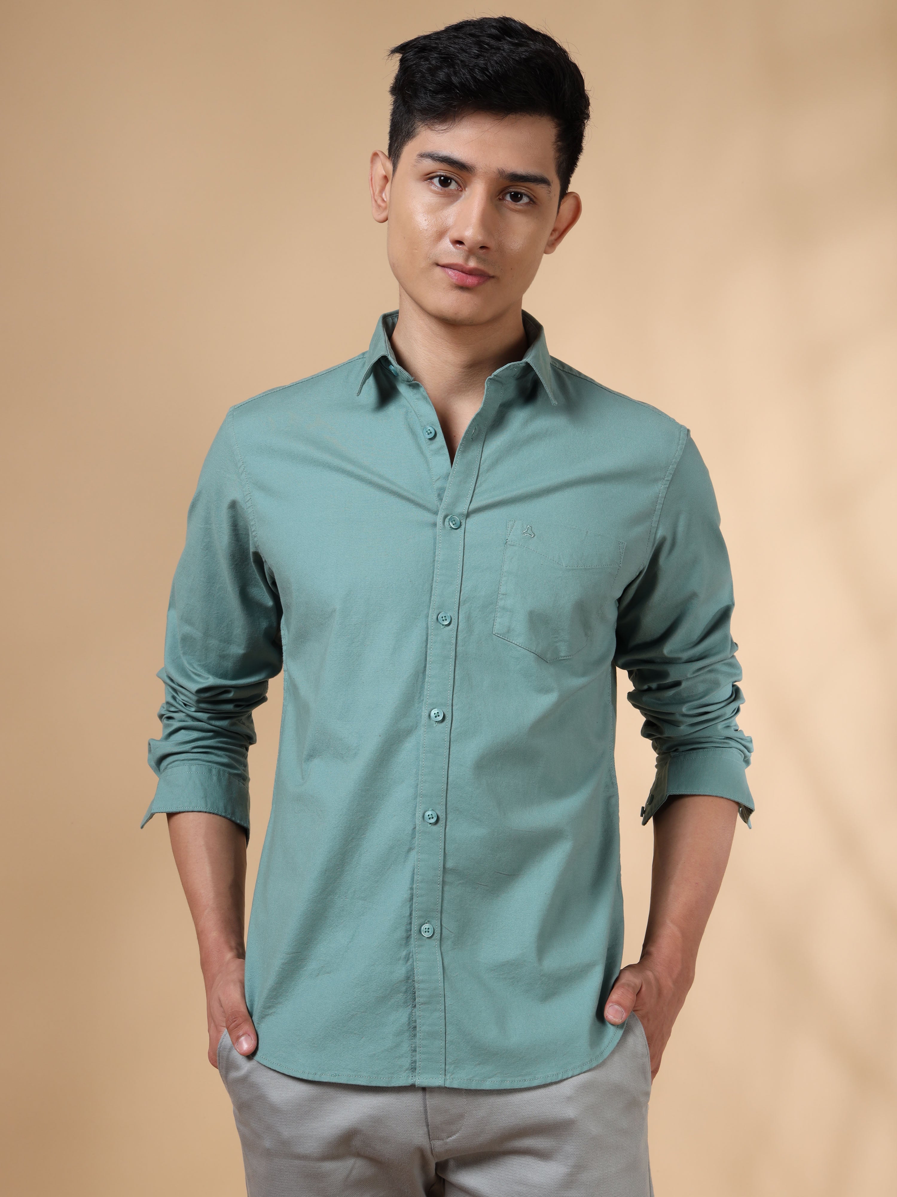 MEN'S LT GREEN SOLID SLIM FIT SHIRT
