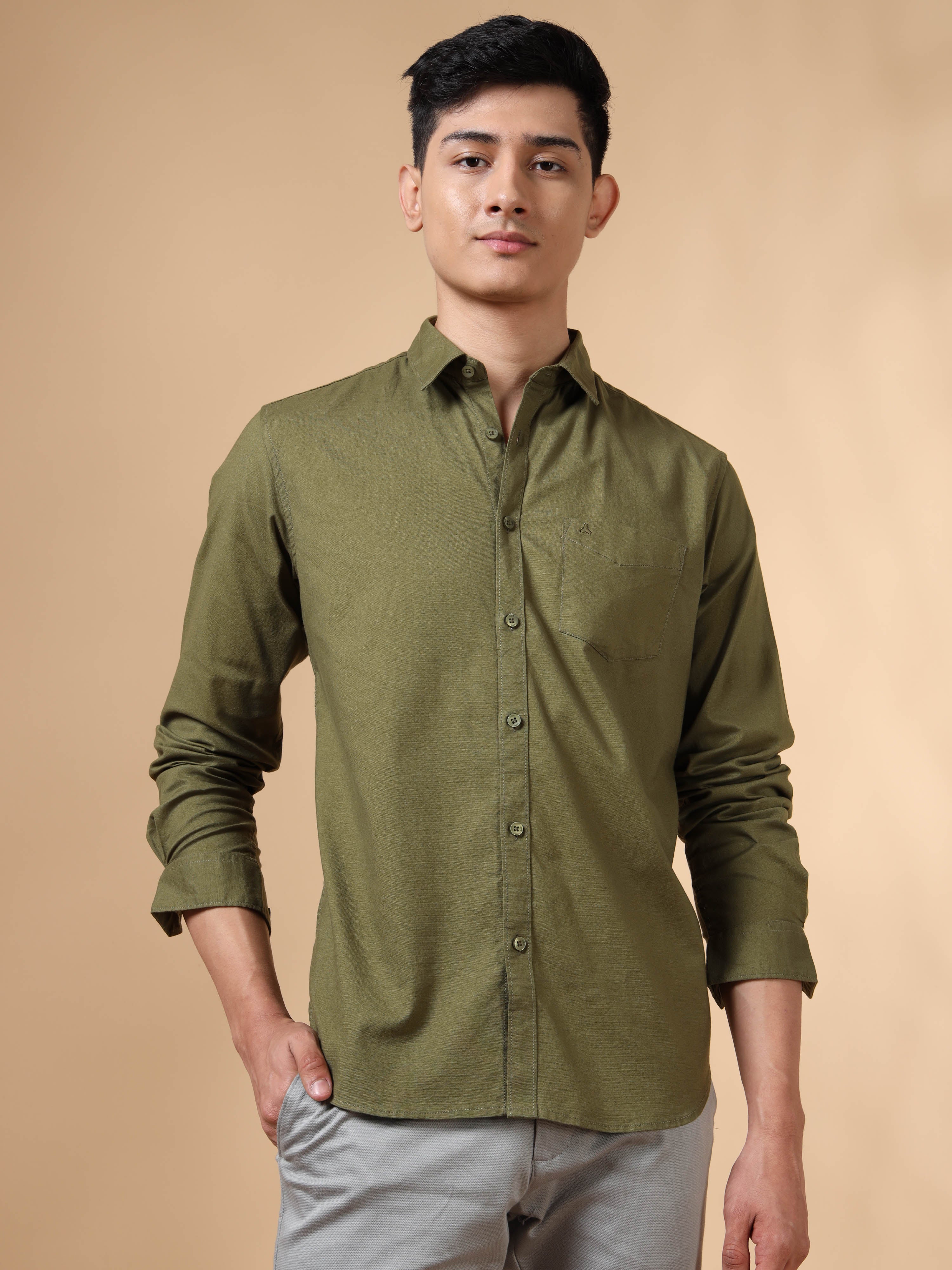 MEN'S GREEN SOLID SLIM FIT SHIRT