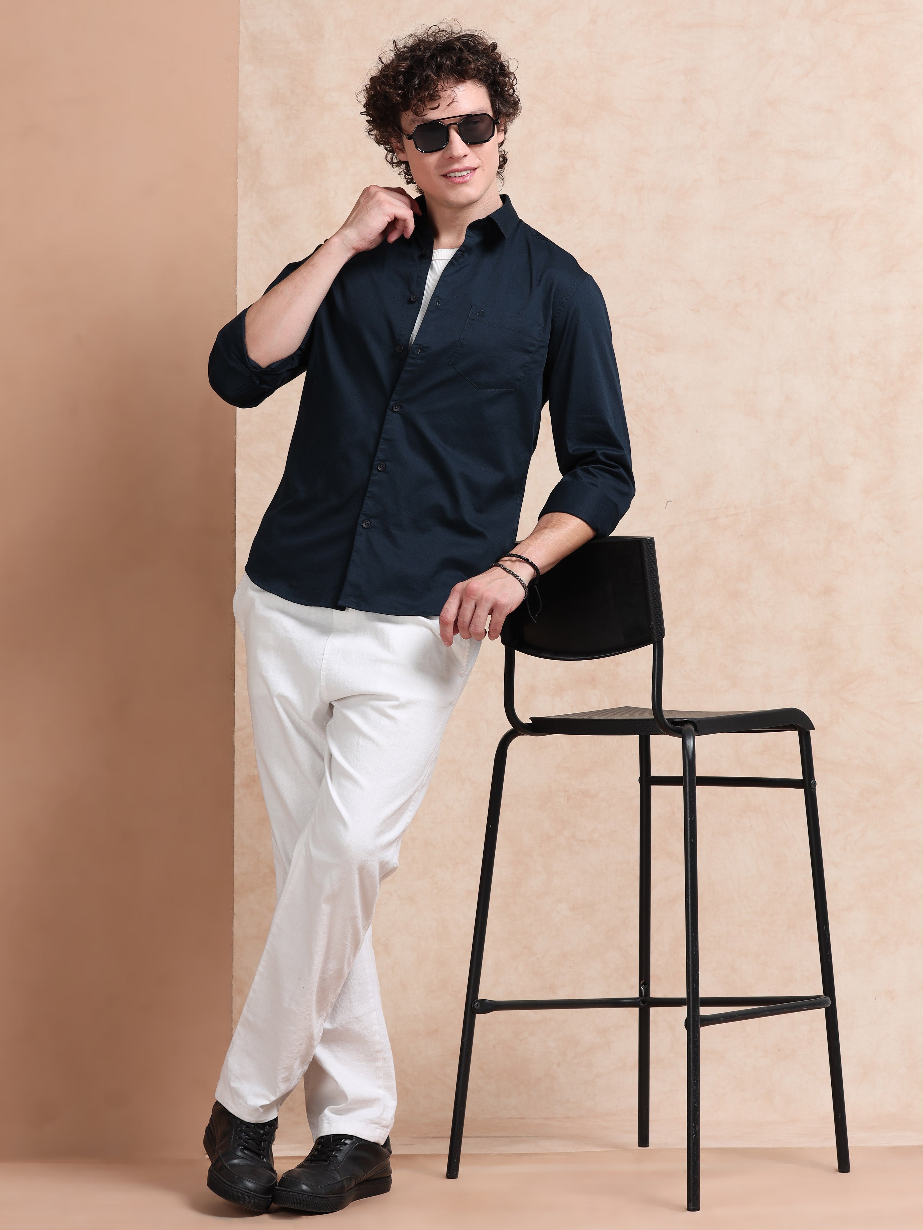 MEN'S NAVY SOLID SLIM FIT SHIRT